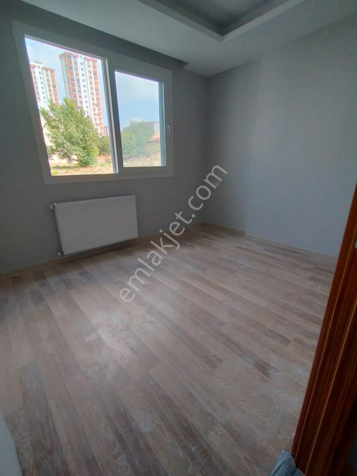 Birlik Gayrimenkul Den Osmangazi De 3+1 İskanlı Site İçerisinde Cepheleri Açık Fırsat Daiire - Görsel 18