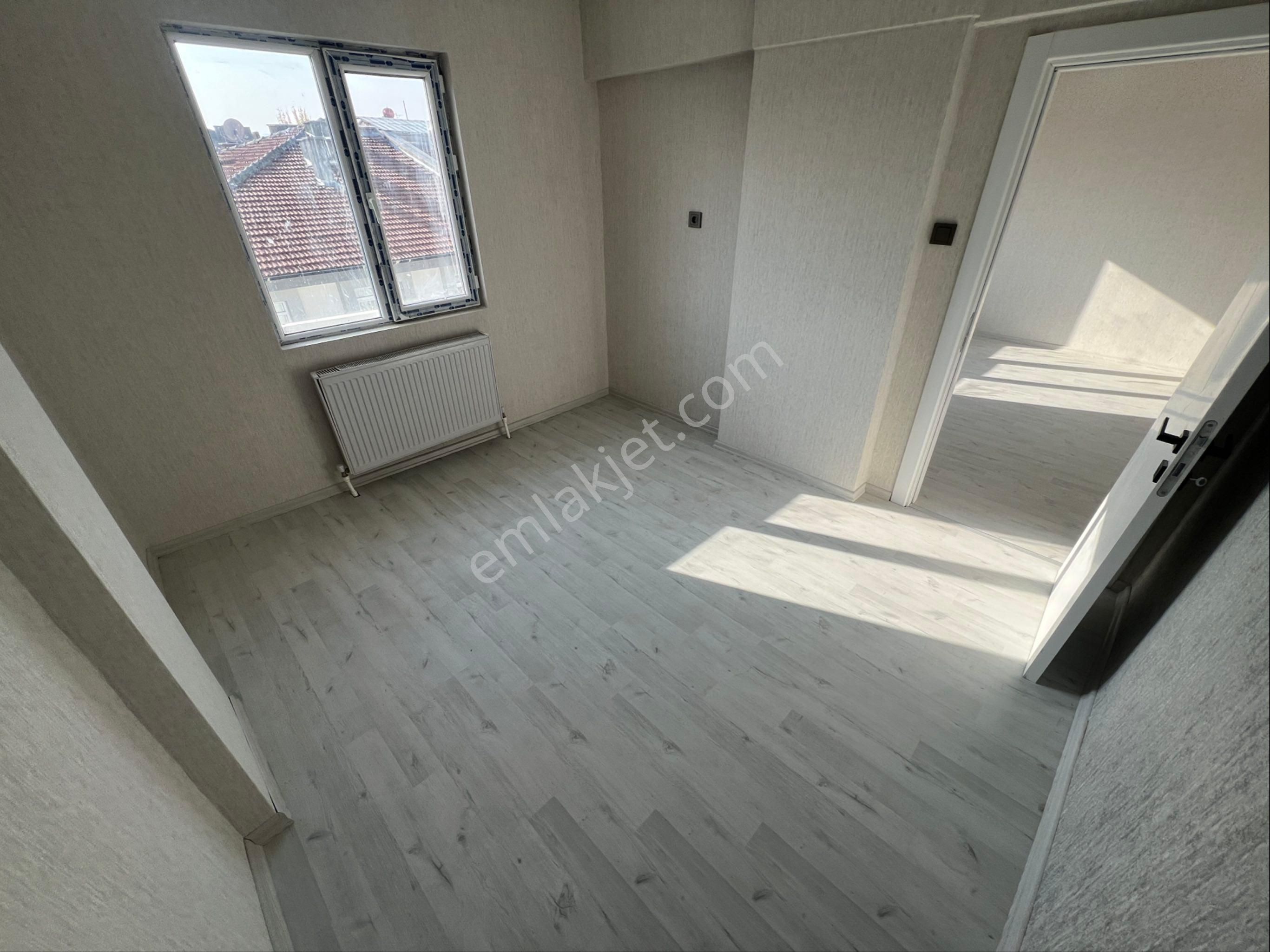 Sincan Plevne Mh'de Full+full Yapılı Katta Satılık 3+1 Daire - Görsel 23