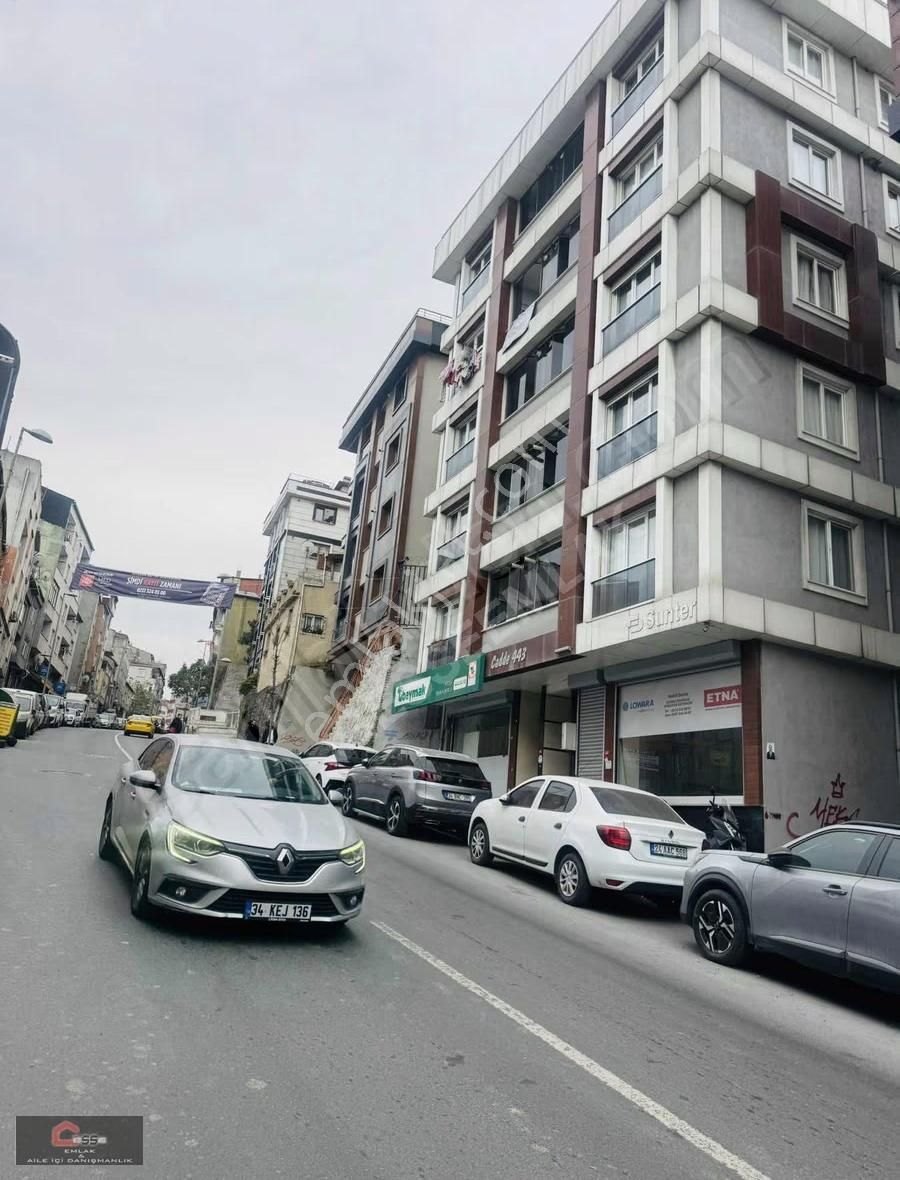 Gültepe Talatpaşa Caddesinde Kiralık Dükkan - Görsel 5