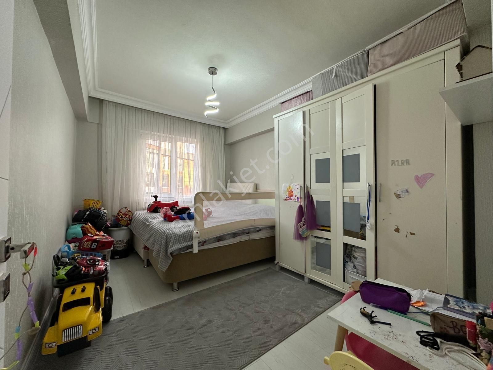 İmir Emlak'tan Hicret Cami Yakını Full Yapılı 2.kat 3+1 Daire!! - Görsel 10