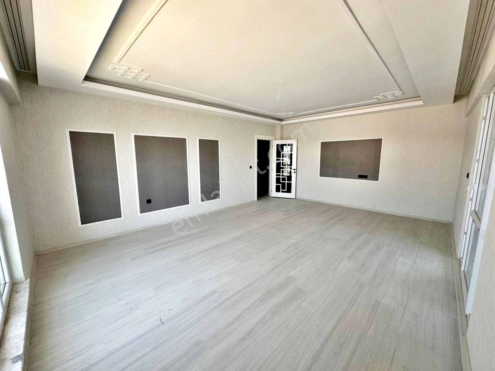 Belkız'da Cadde Üzeri Sıfır !yemek Odalı Cam Balkonlu U.lüx3.5+1 - Görsel 11