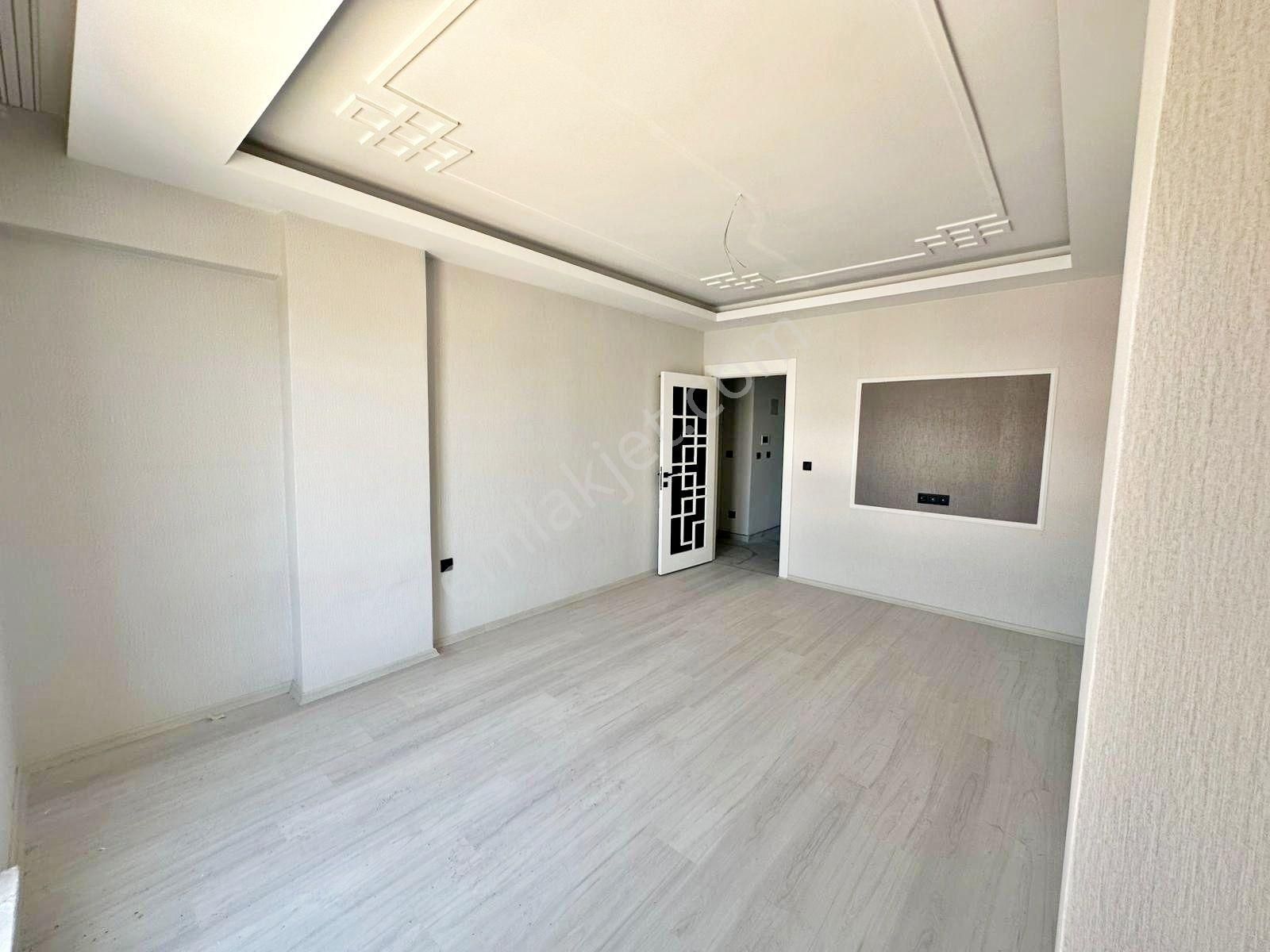 Belkız'da Cadde Üzeri Sıfır !yemek Odalı Cam Balkonlu U.lüx3.5+1 - Görsel 16