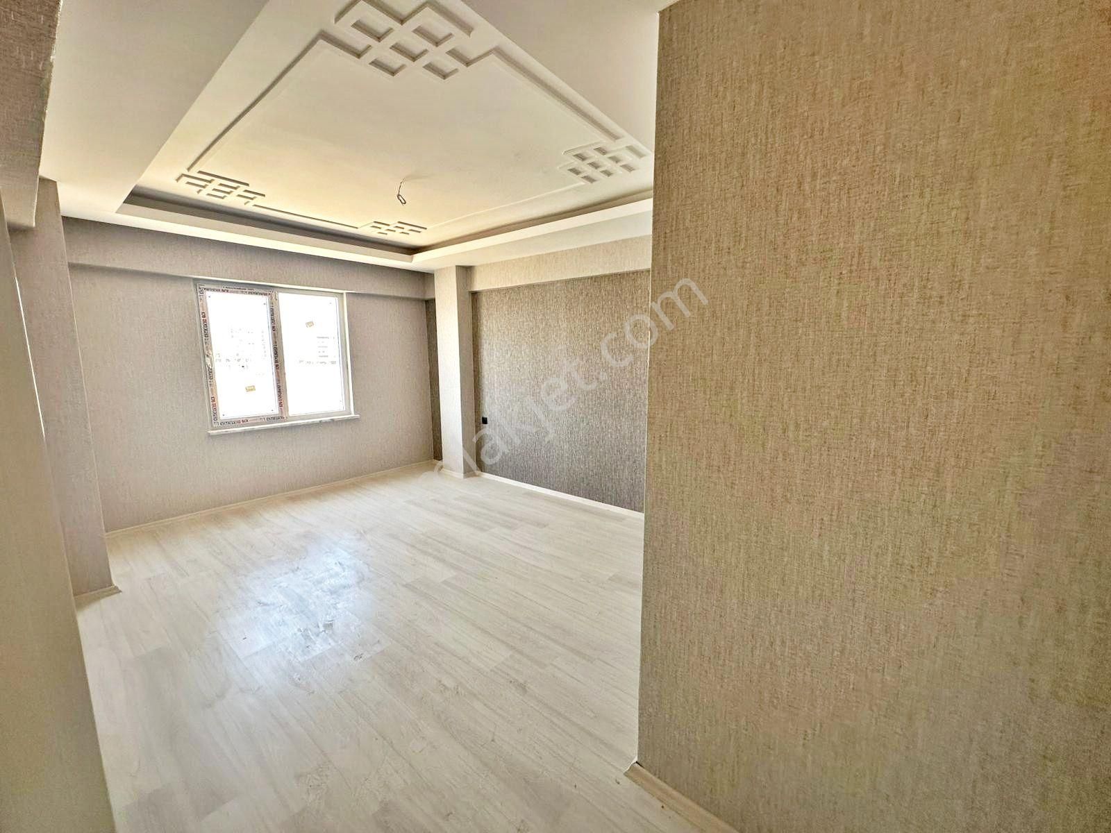 Belkız'da Cadde Üzeri Sıfır !yemek Odalı Cam Balkonlu U.lüx3.5+1 - Görsel 21