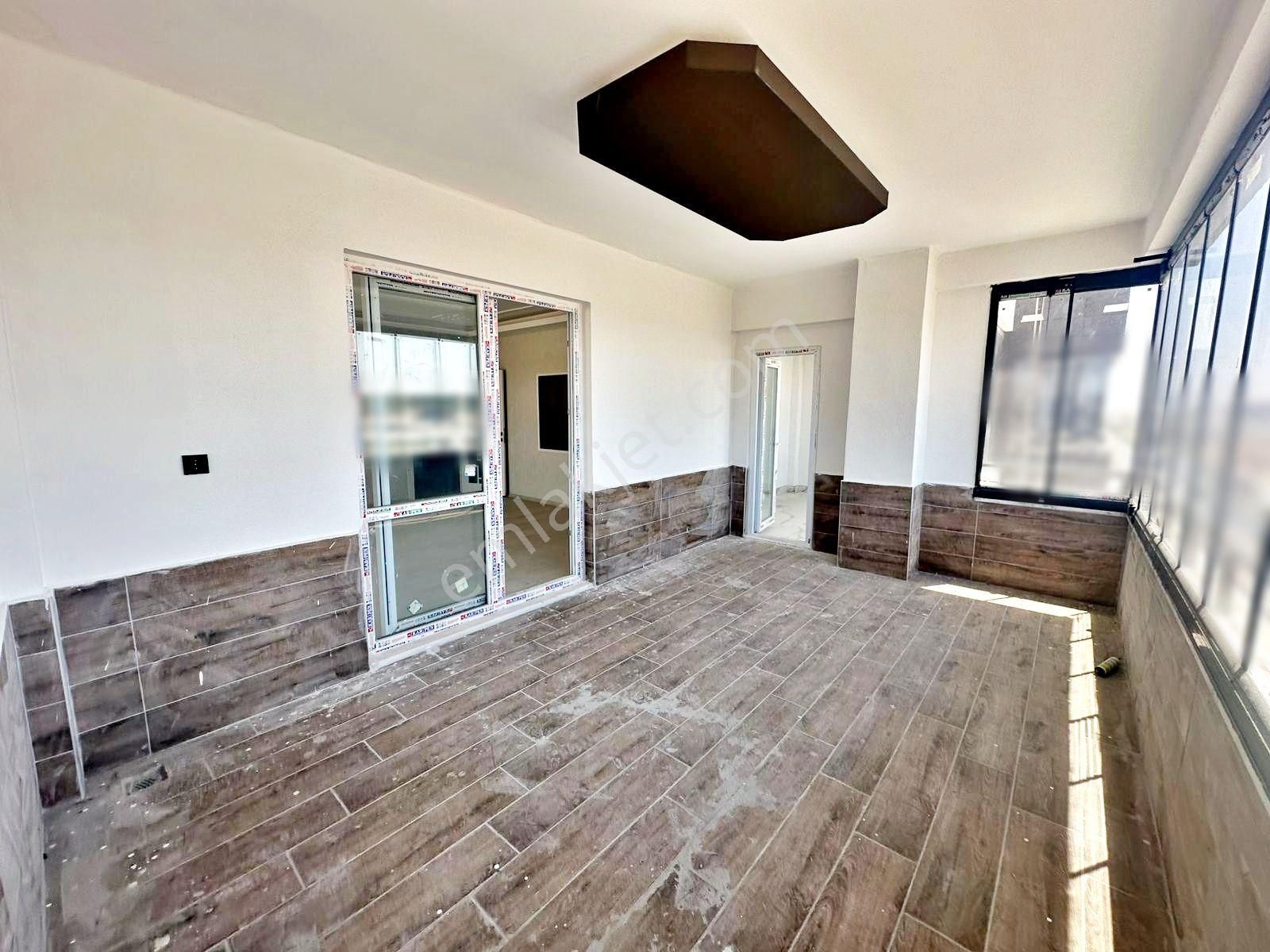 Belkız'da Cadde Üzeri Sıfır !yemek Odalı Cam Balkonlu U.lüx3.5+1 - Görsel 7