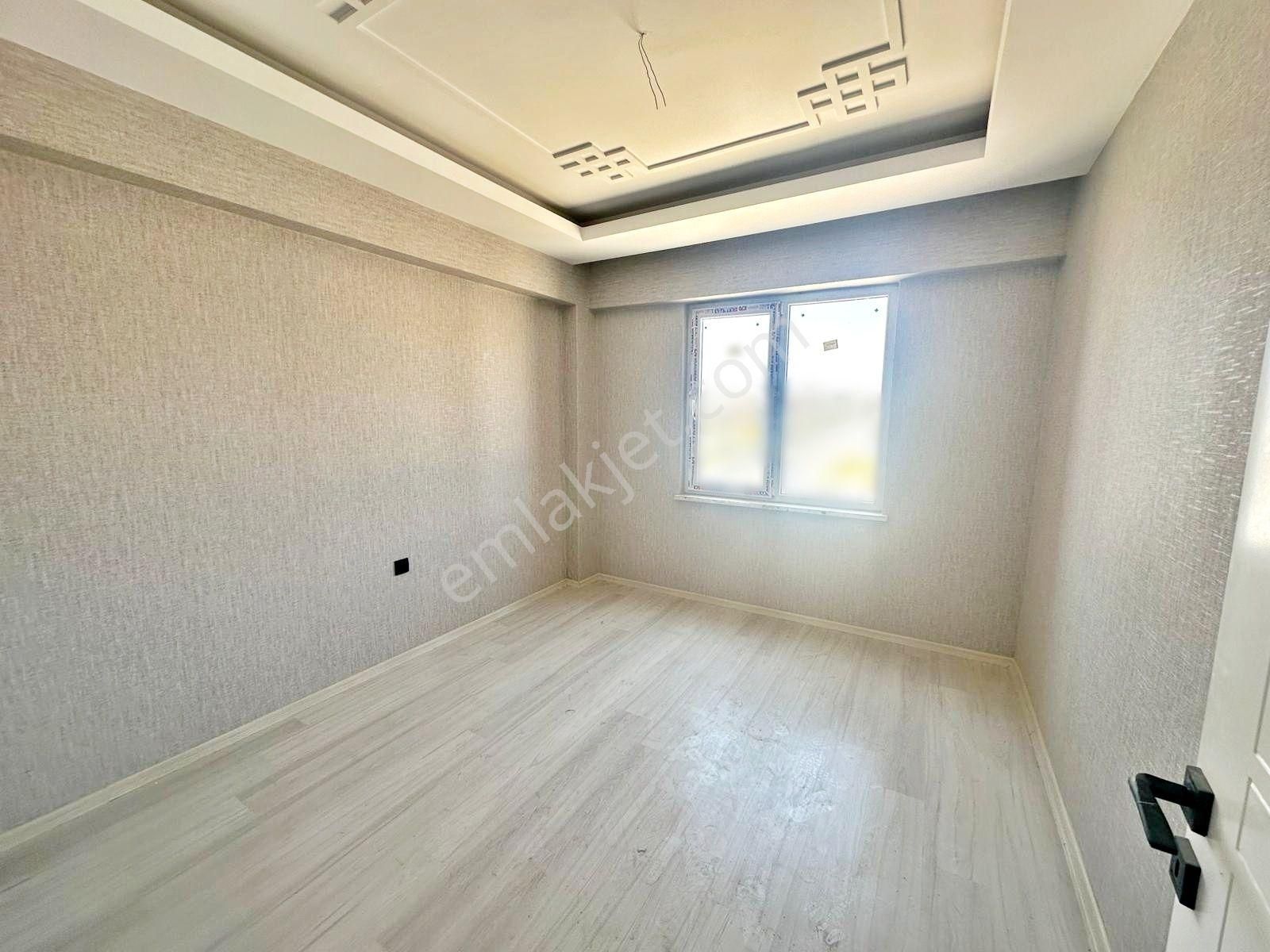 Belkız'da Cadde Üzeri Sıfır !yemek Odalı Cam Balkonlu U.lüx3.5+1 - Görsel 17