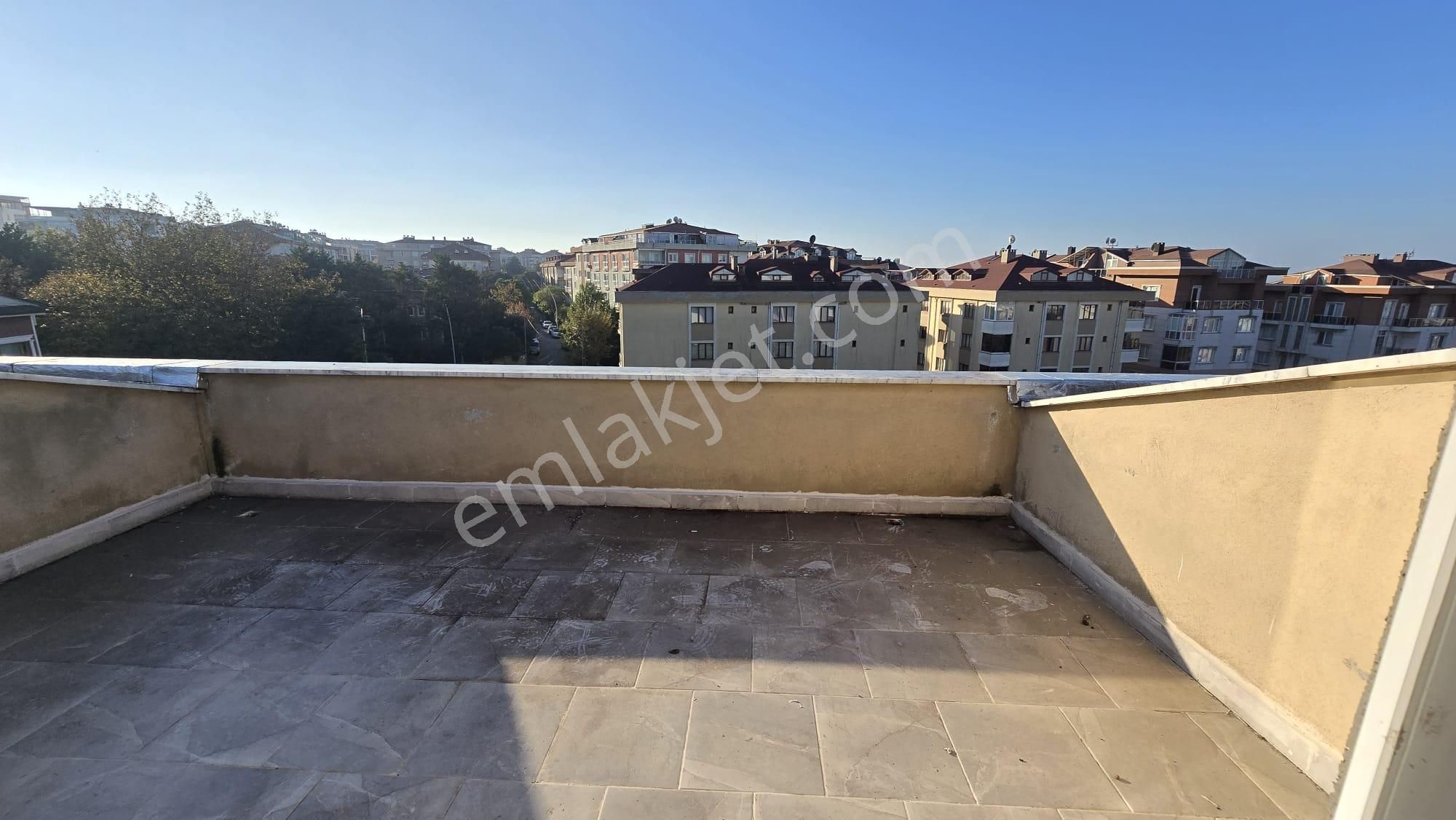 Büyükçekmece Pınartepe Mah. 140 M² Site İçi 4+1 Kelepir Natamam Dubleks Daire - Görsel 3