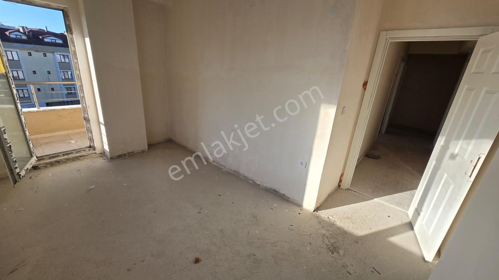 Büyükçekmece Pınartepe Mah. 140 M² Site İçi 4+1 Kelepir Natamam Dubleks Daire - Görsel 26