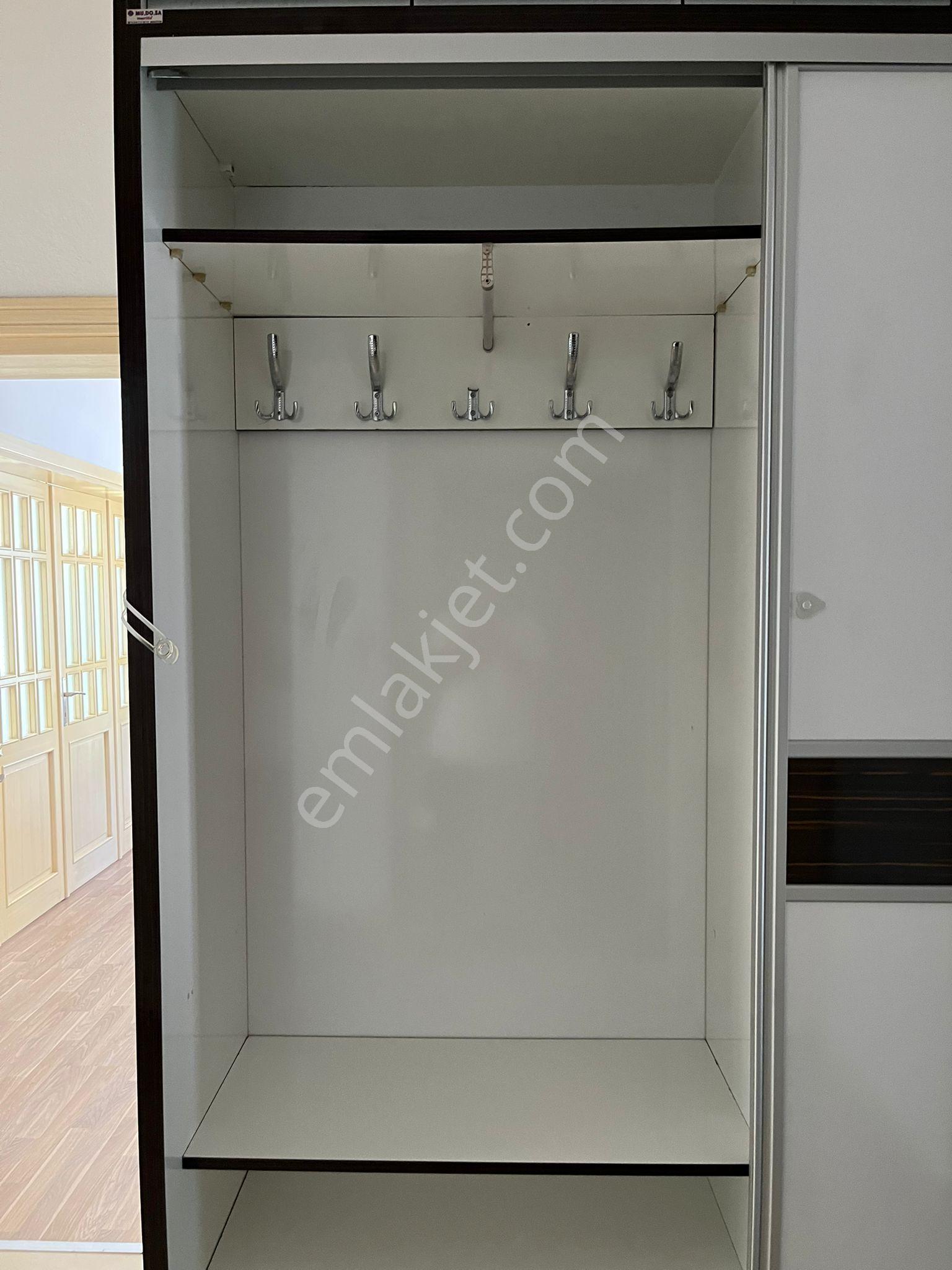 Kafeler Cad. Nezih Site İçi 120 M² Aydınlık 3+1 Tadilatlı + Depo - Görsel 21