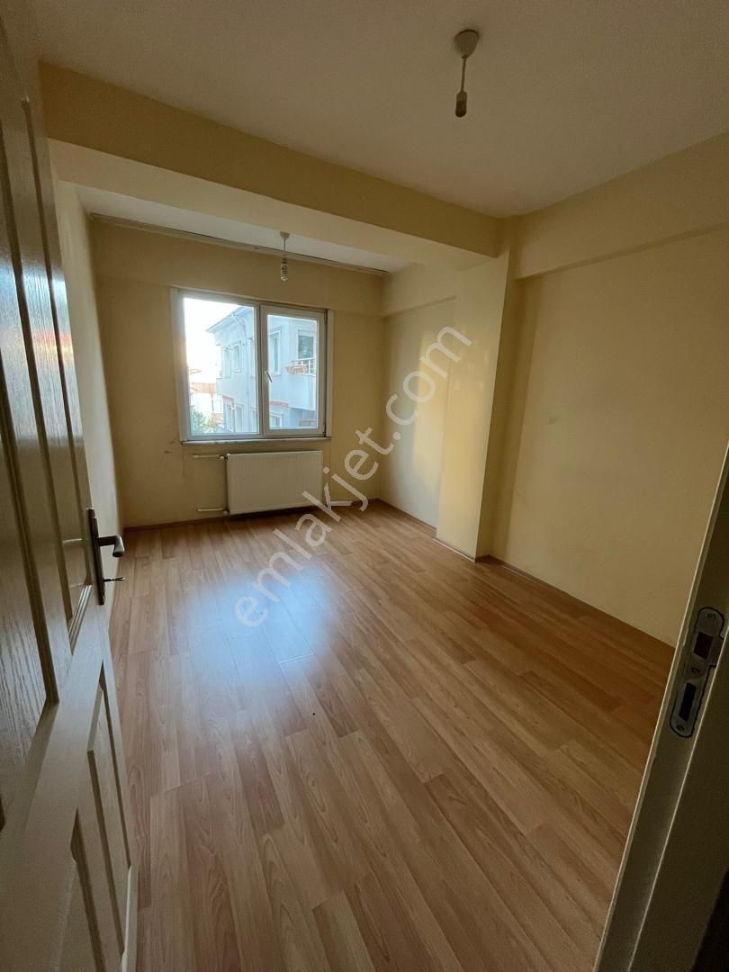 Ümraniye Çamlık İkbal 1.kt 2+1 Kiralık Daire Ev - Görsel 4