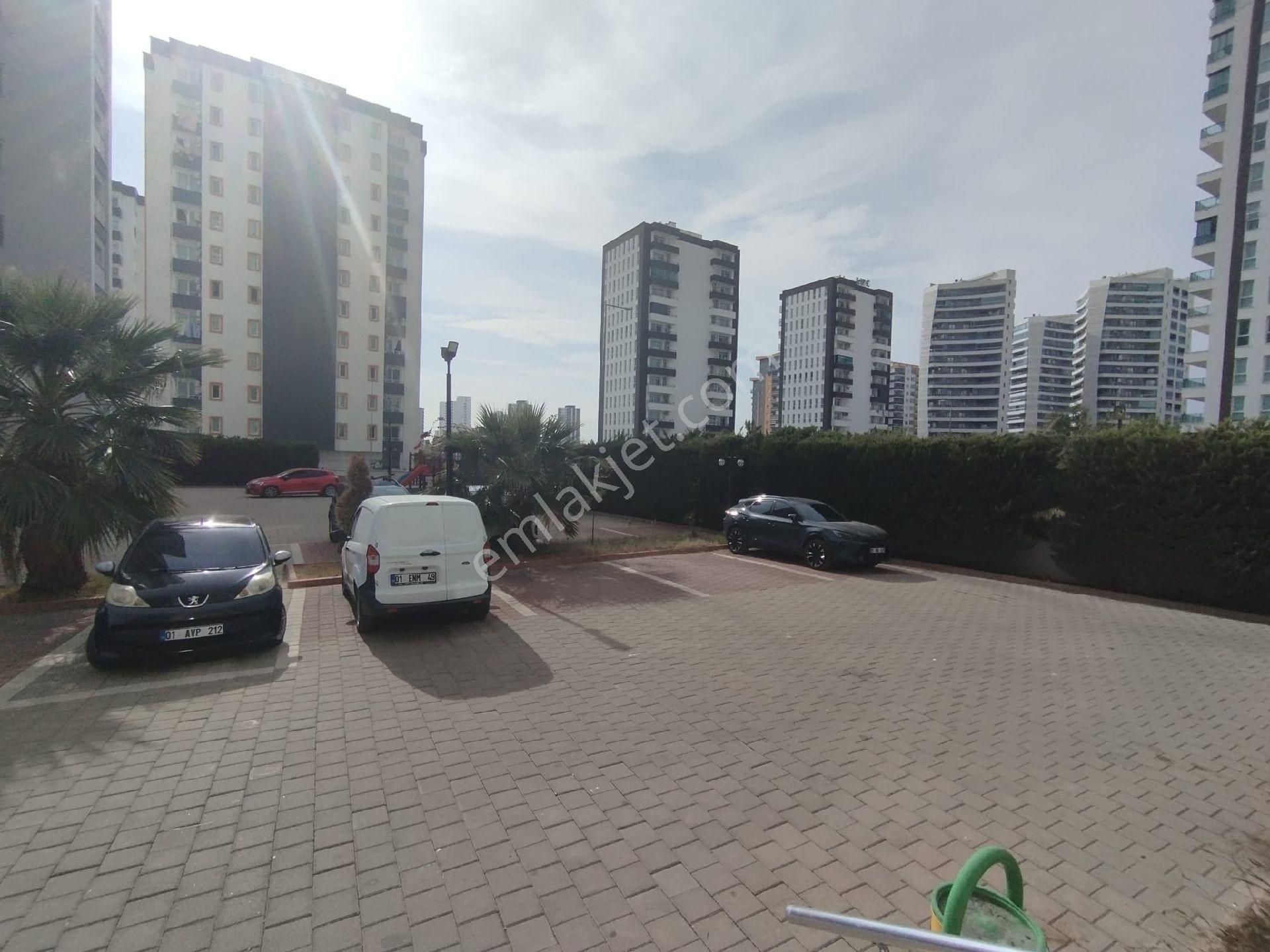 Adana Gürselpaşa 8-10 Yaş Kullanışlı Satılık Daire - Görsel 24