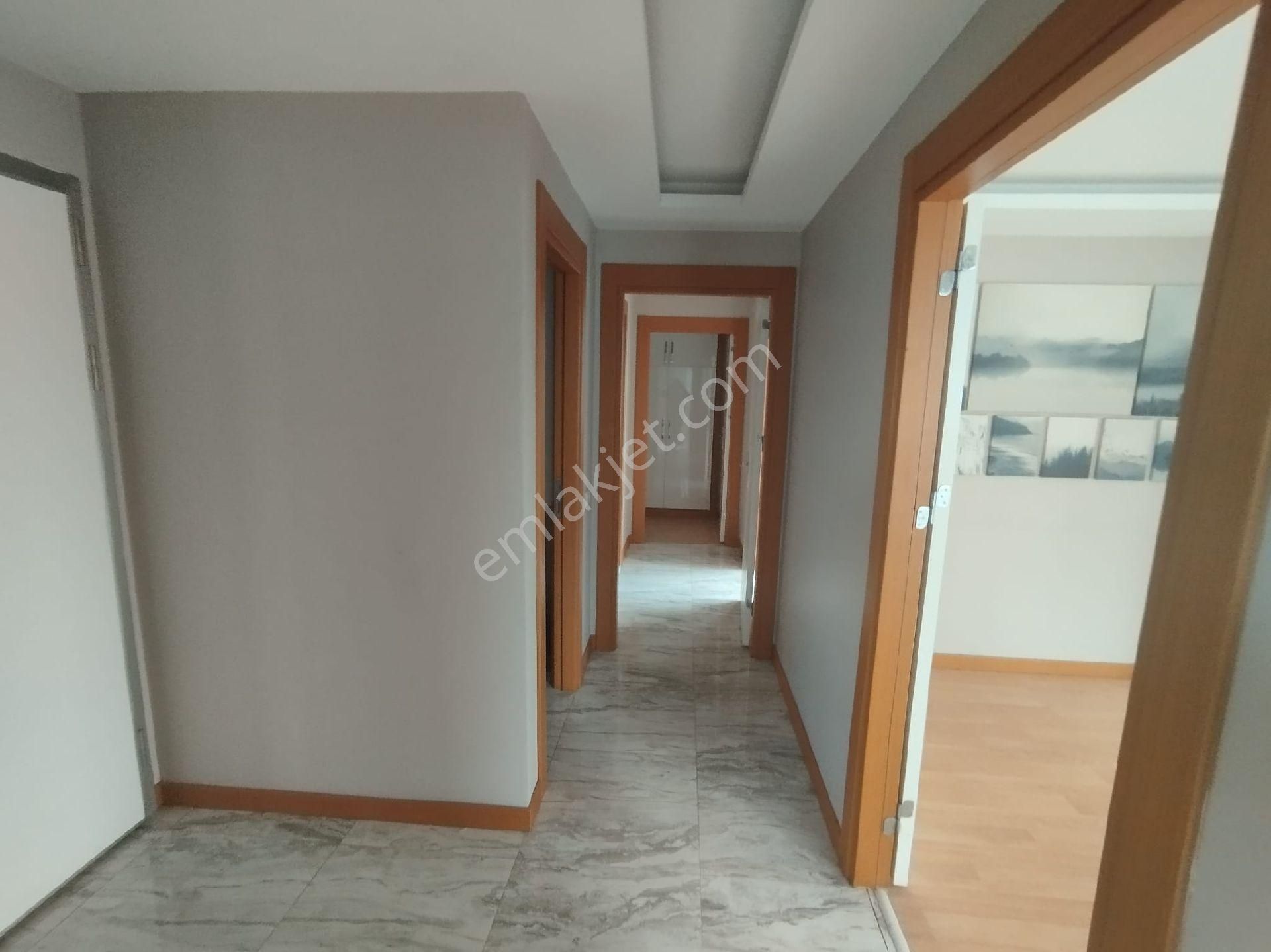 Adana Gürselpaşa 8-10 Yaş Kullanışlı Satılık Daire - Görsel 18