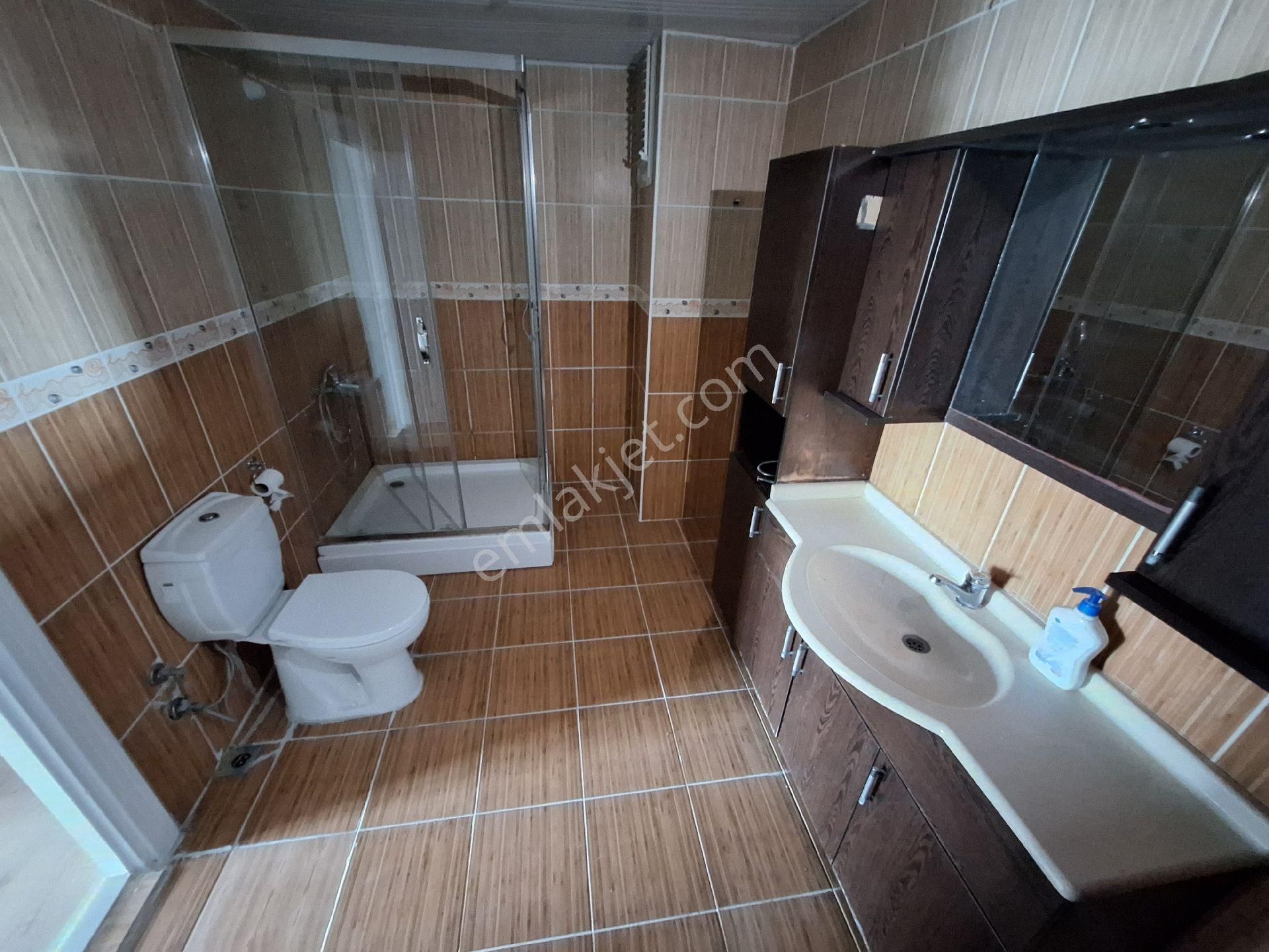 Antalya Konyaaltı Akkuyu Mahallesinde Doğalgaz Kombili Ara Katta 3+1daire - Görsel 31