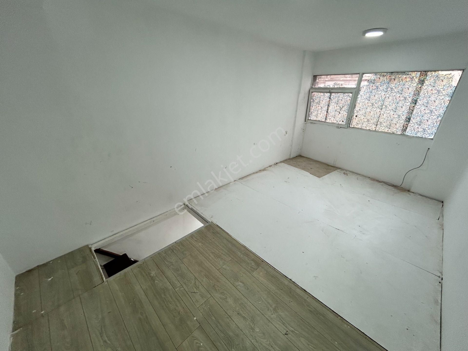 Donanmacı'da Caddeye Yakın 2.73 M Cepheli Kiralık Dükkan - Görsel 9