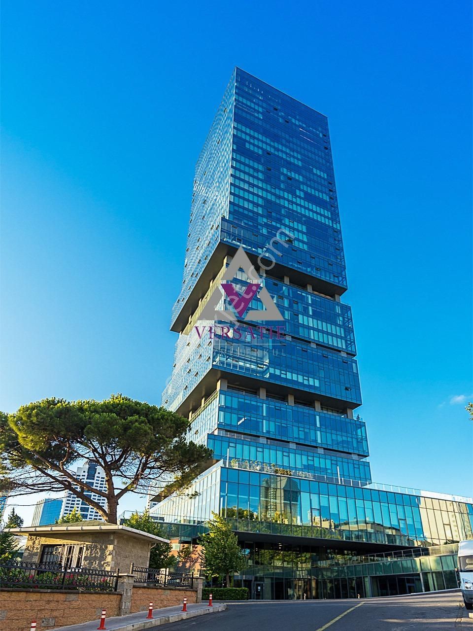 İstanbloom Residence Satılık Boğaz Köprü Cephe 505m2 Penthouse - Görsel 2