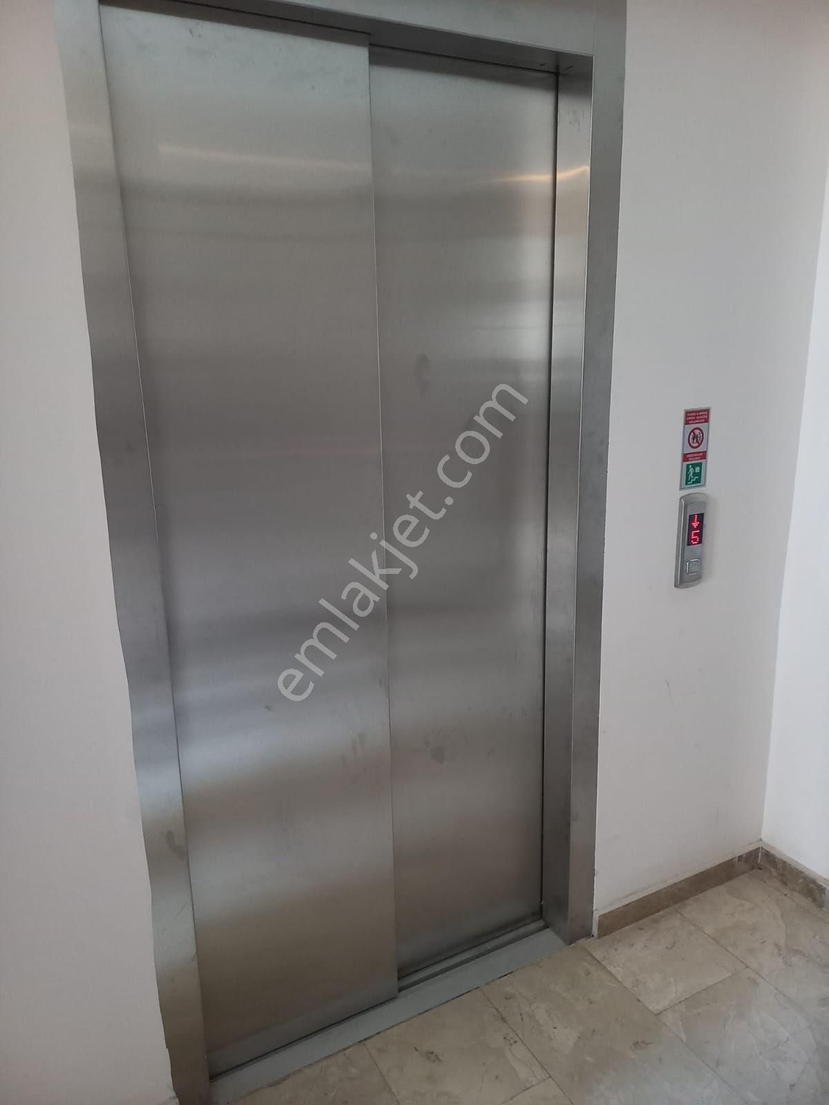 Golden Key Gayrimenkul'den Yıldızlı'da Satılık Daire - Görsel 19