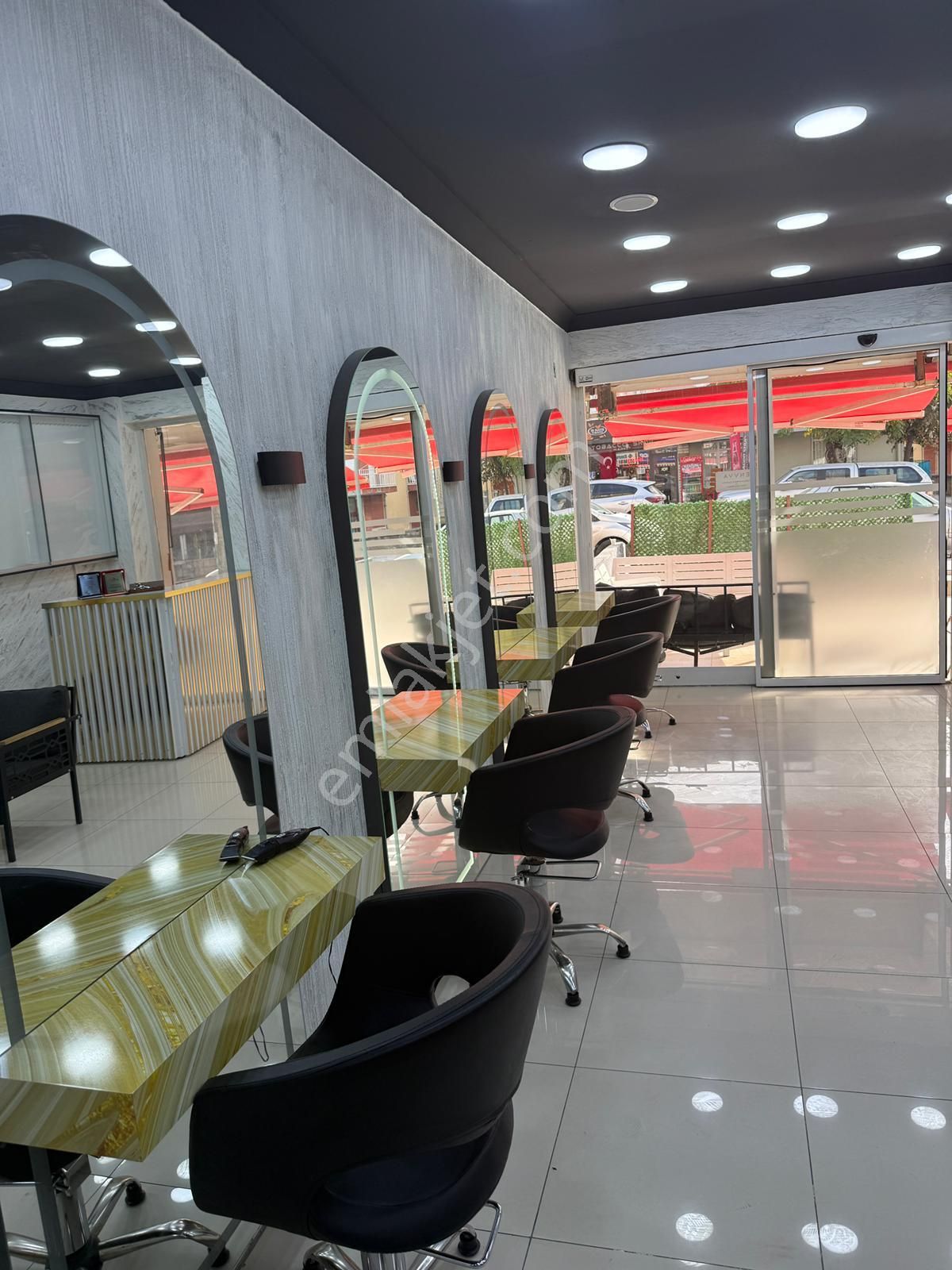 Devren Satılık Bayan Kuaförü İşlek Cad Üzerin De - Görsel 8