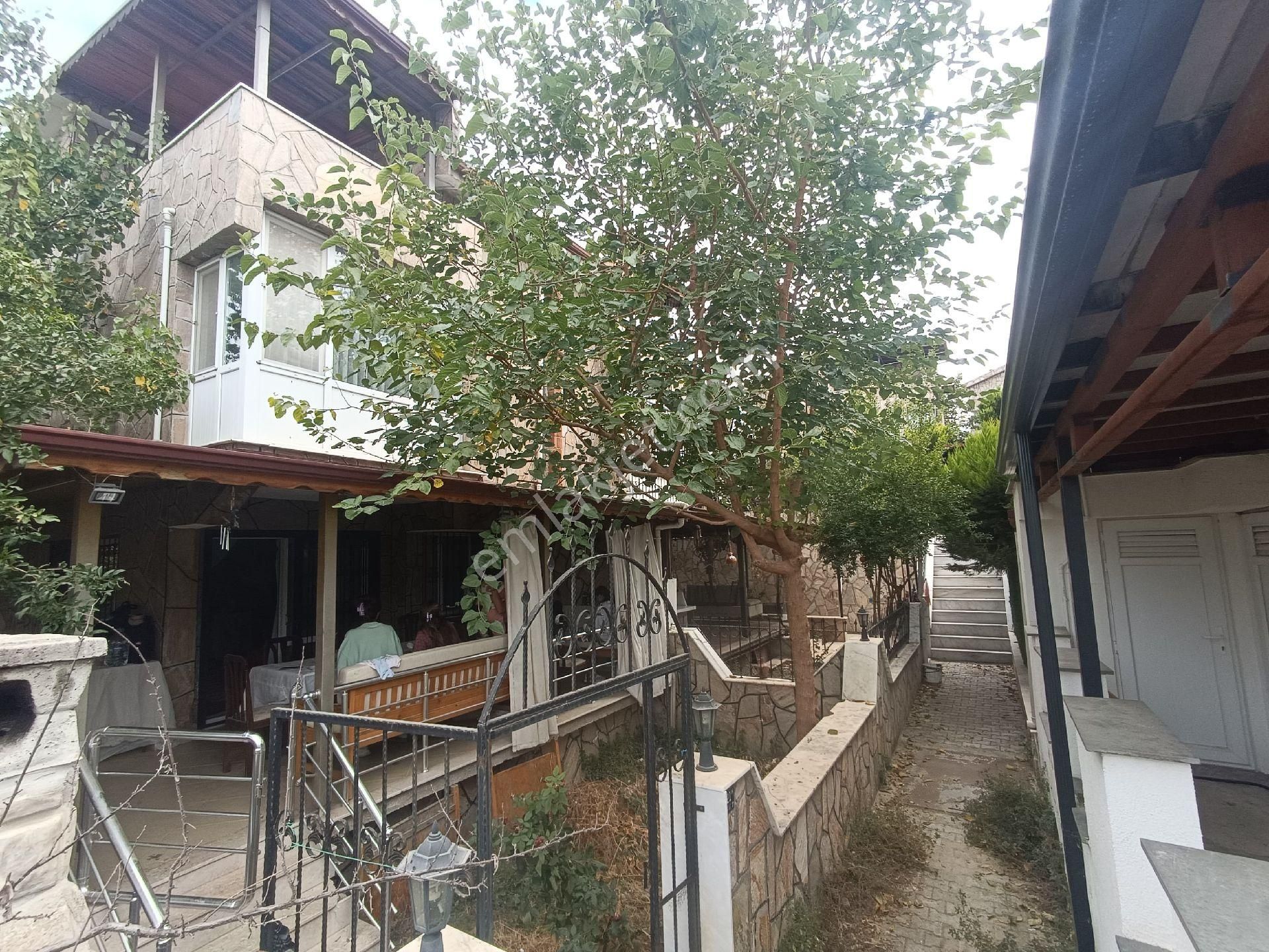 Kusadası Davutlar Yol Üzeri 3+1 Satılık Yazlik - Görsel 24