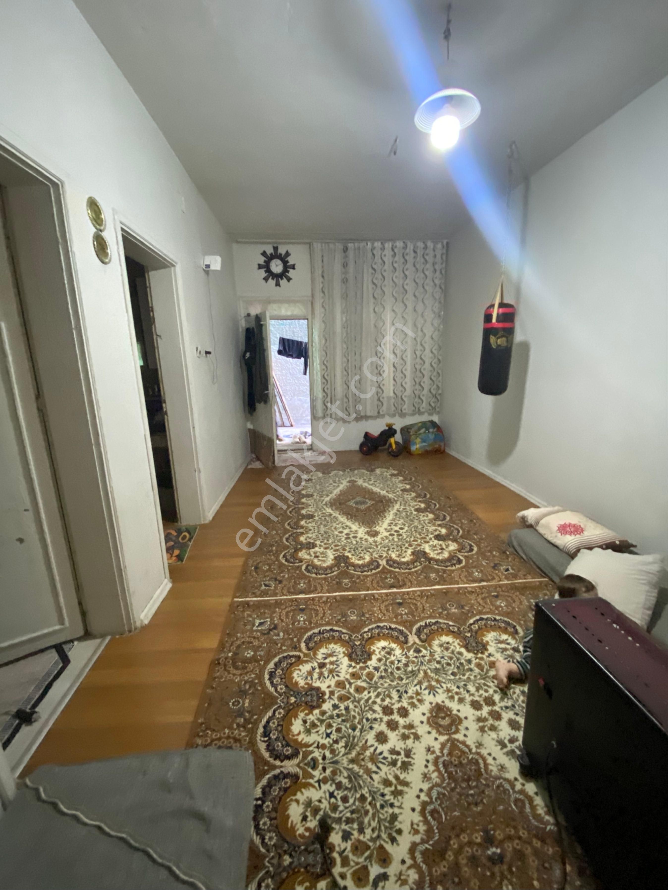 Yeşilevler De Altı Dükkan Üstü 3+1 Daire Satılık Müstakil Ev - Görsel 28