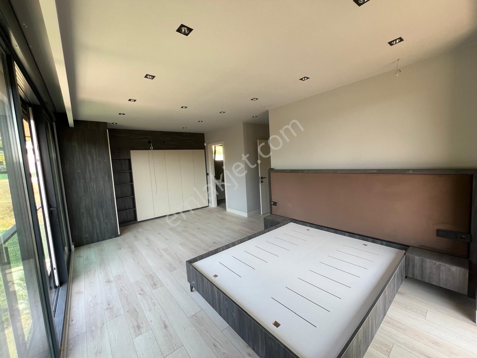 Şile Çavuş'ta Sıfır Villa - Görsel 21