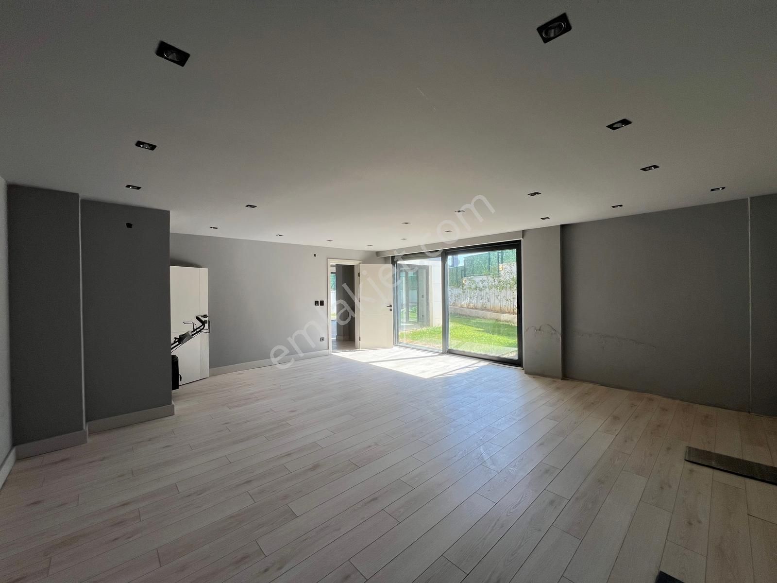 Şile Çavuş'ta Sıfır Villa - Görsel 18