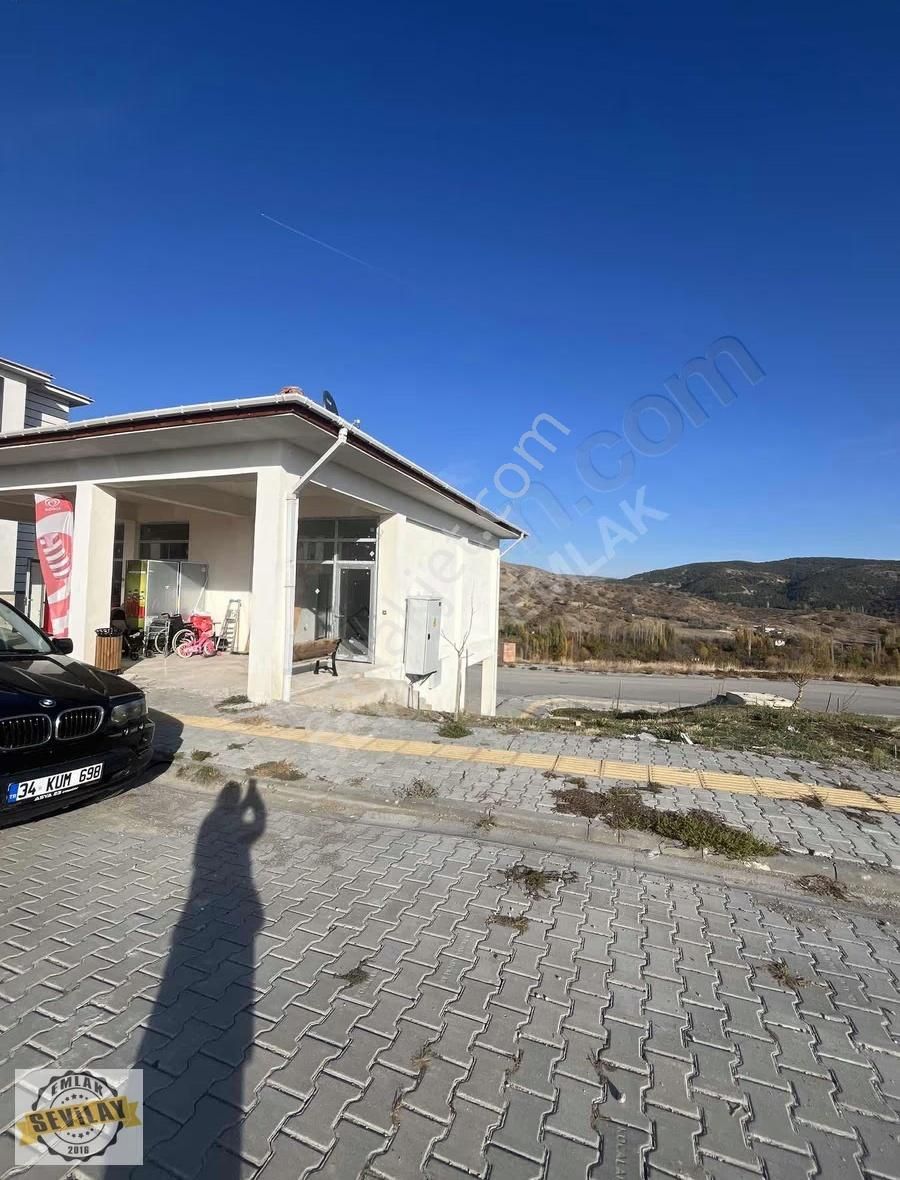Şabanözü Yenimahallede , Yeni Toki Konutlarında Satlık Dükkan. - Görsel 5
