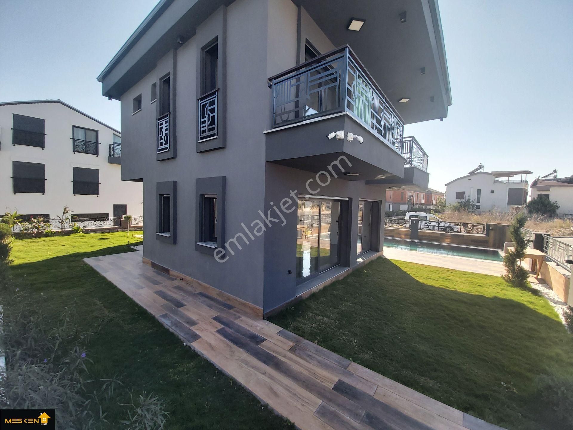 Didim Altınkum'da Plaja 800 M,ultra Lüks Tam Müğstakil Villa - Görsel 15