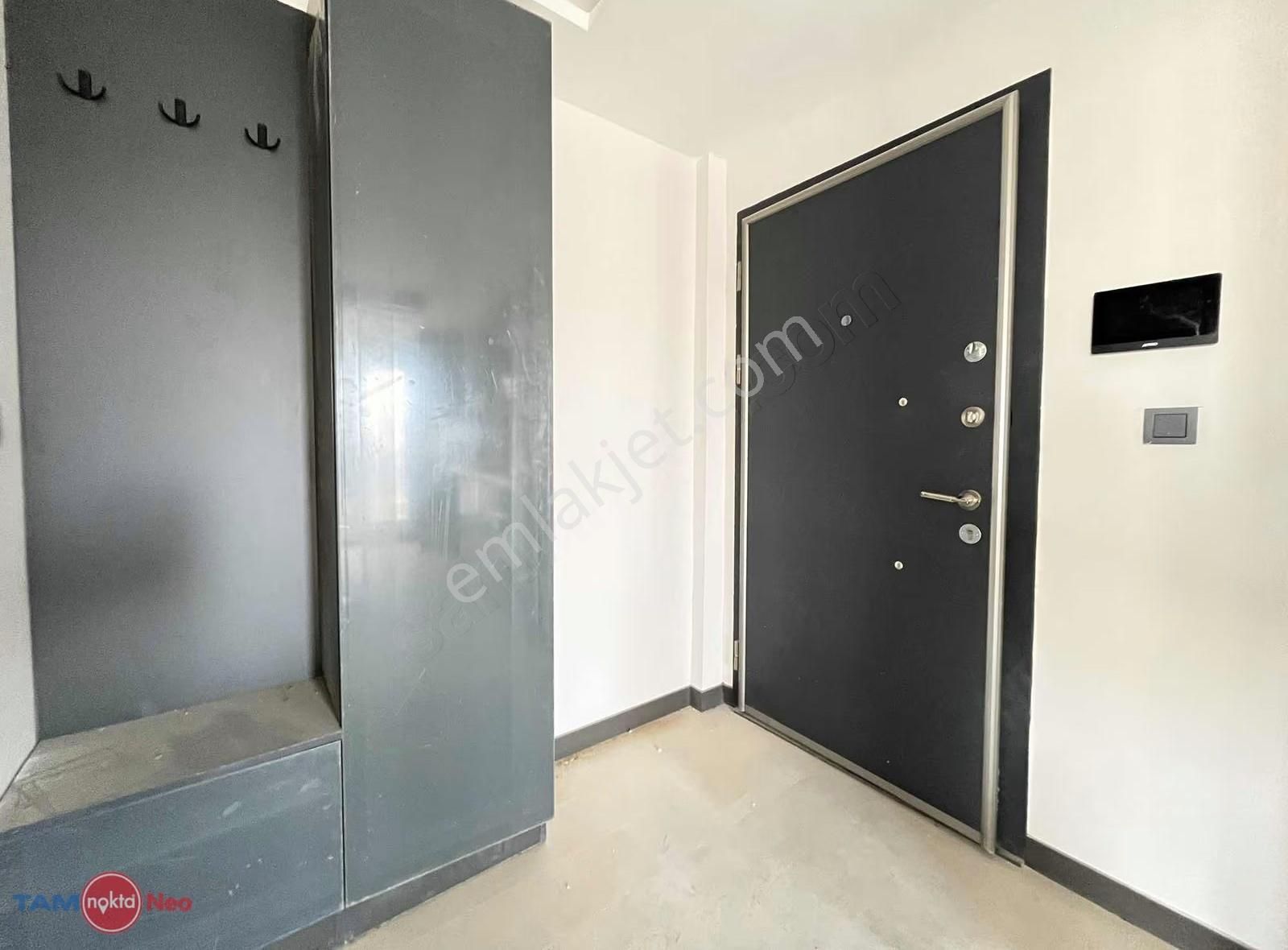 Altıntaş Merkez 40lık Ana Yolun Dibinde Köşe 1+1 Satılık Daire - Görsel 2