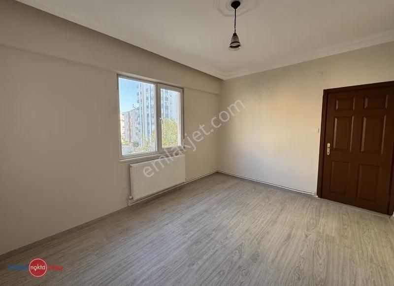 Fener Mah. 3+1 Ara Kat Dogal Gazlı Boş Kiralık - Görsel 4