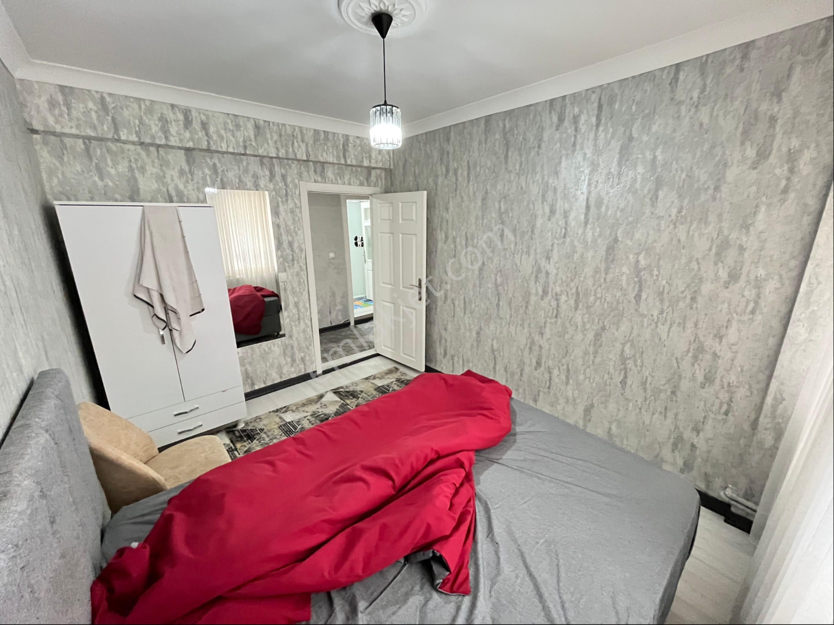 Tekin Emlaktan Cadde Üstü Full Yapılı Eksiksiz Kefilsiz Şartsız Eşyalı Kiralık Daire !!!! - Görsel 20