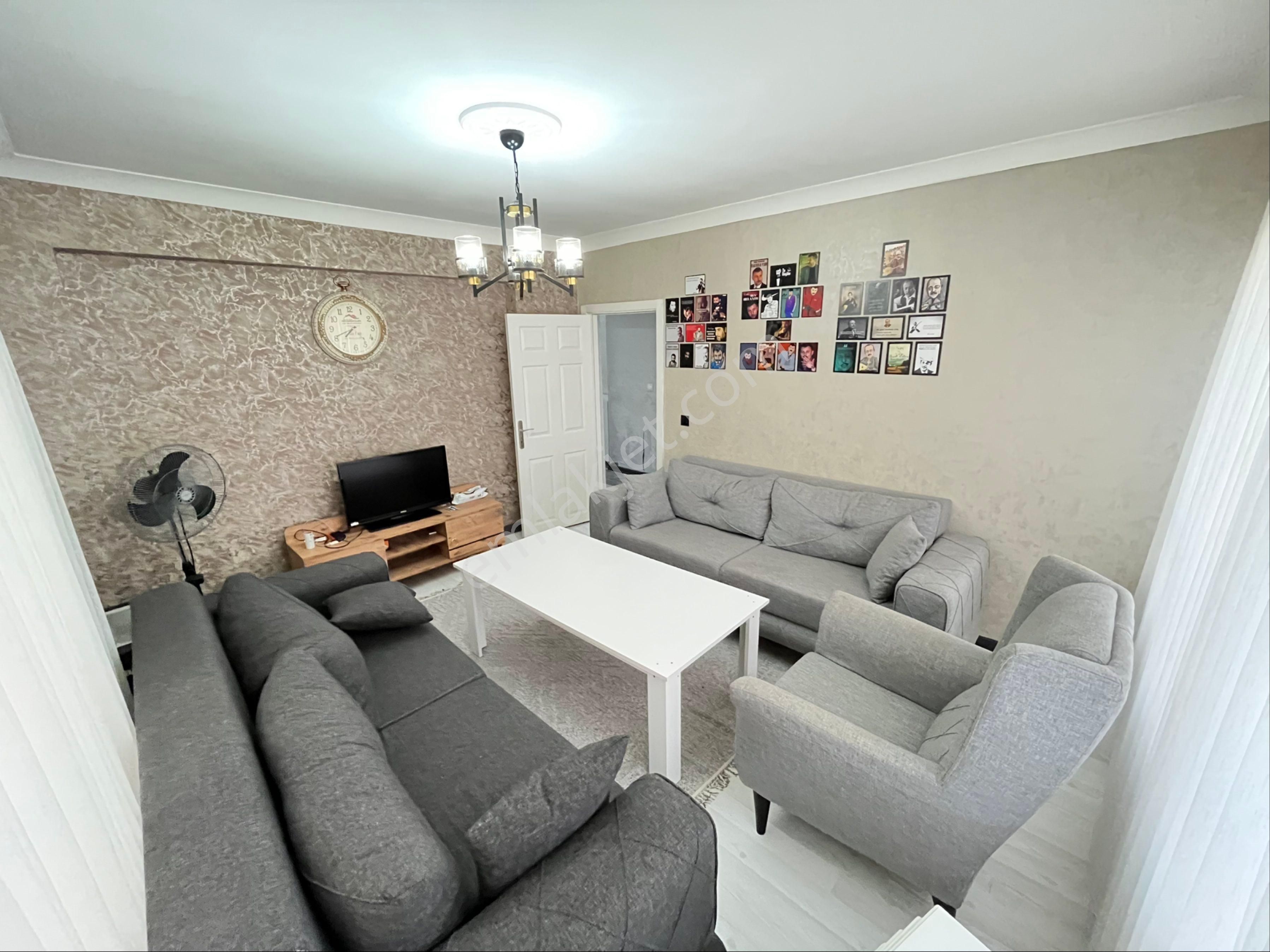 Tekin Emlaktan Cadde Üstü Full Yapılı Eksiksiz Kefilsiz Şartsız Eşyalı Kiralık Daire !!!! - Görsel 2