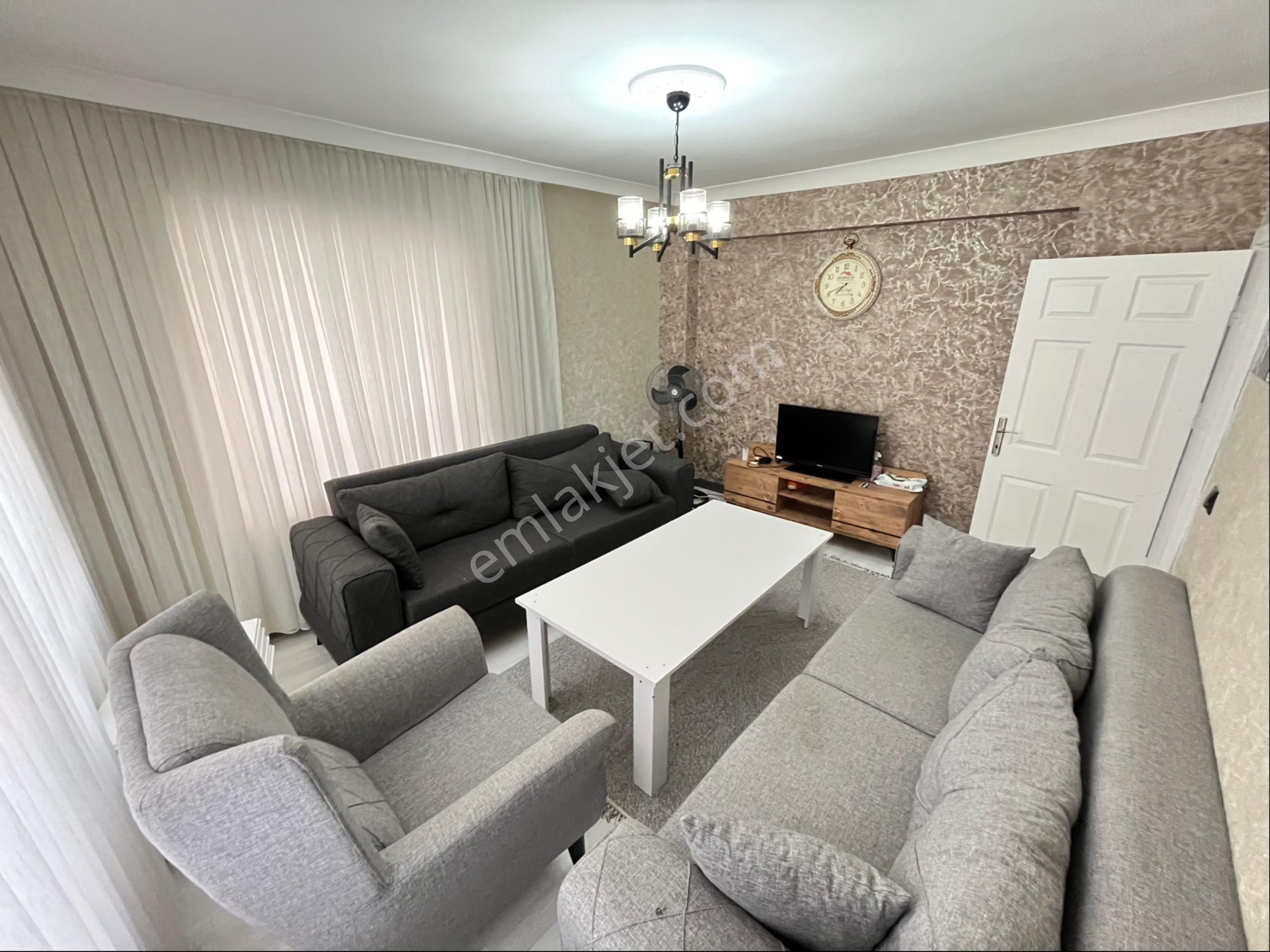 Tekin Emlaktan Cadde Üstü Full Yapılı Eksiksiz Kefilsiz Şartsız Eşyalı Kiralık Daire !!!! - Görsel 4