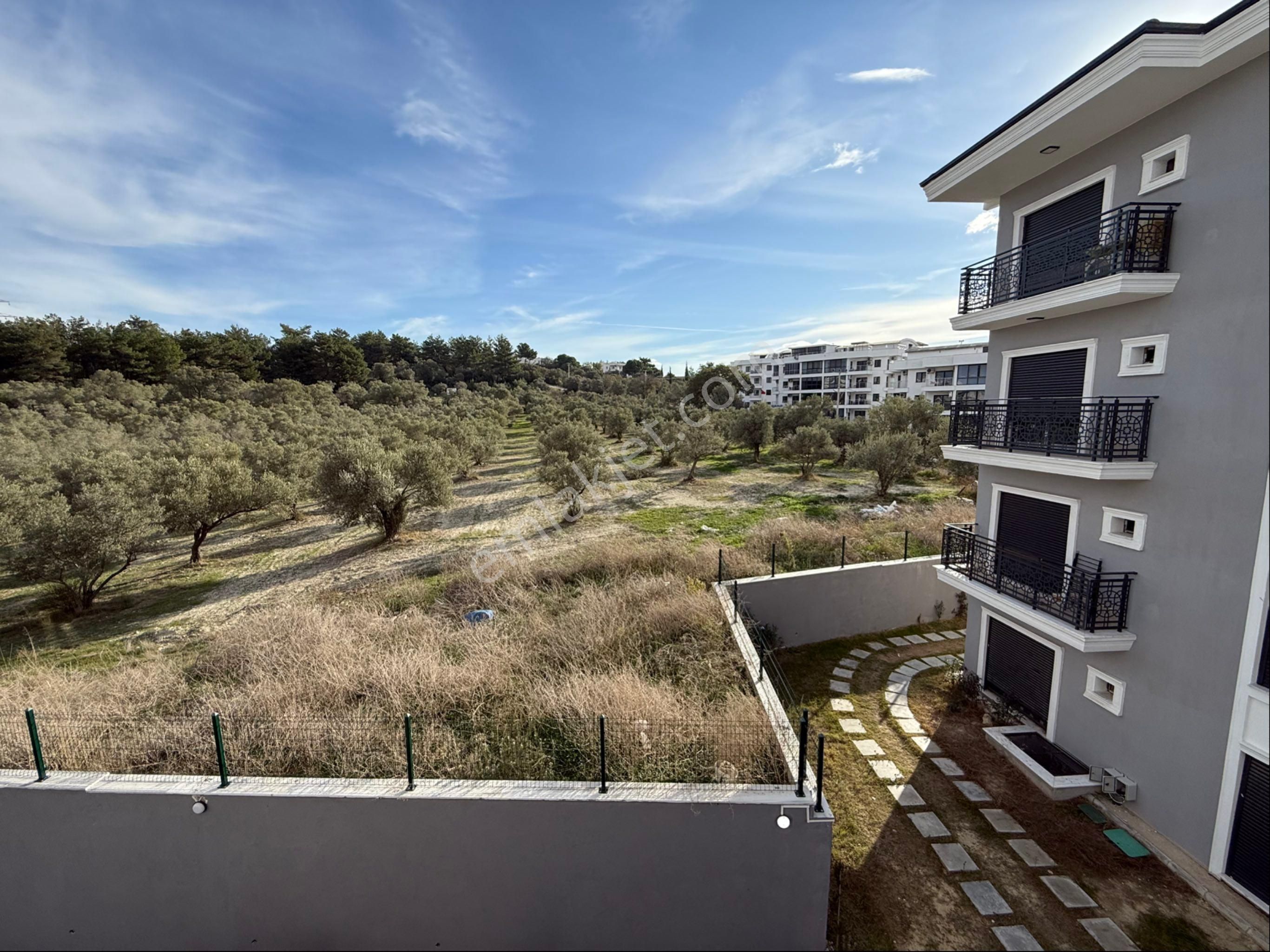 Havuzlu Sitede 3.kat 2+1 Sıfır Daire - Görsel 26