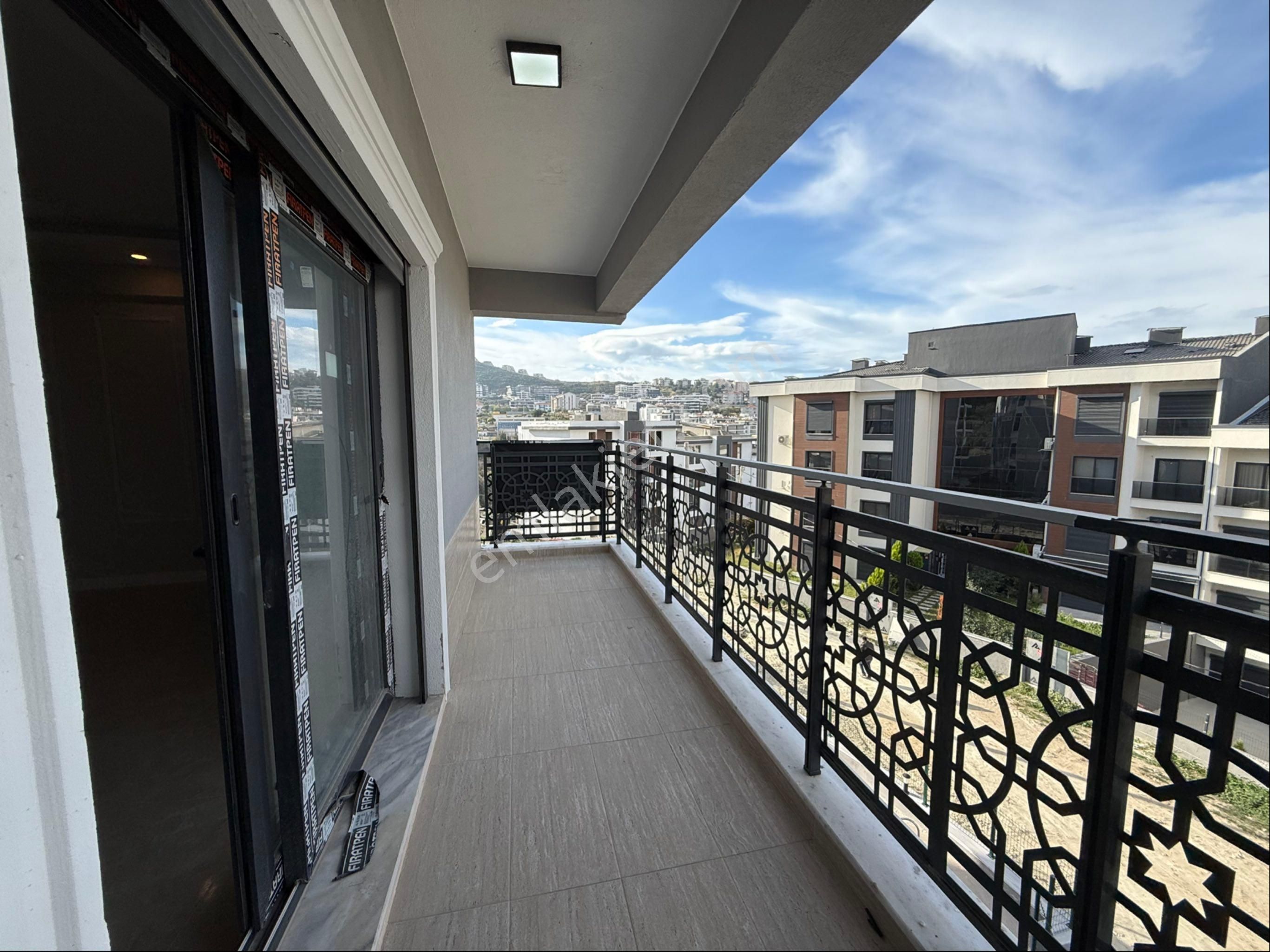 Havuzlu Sitede 3.kat 2+1 Sıfır Daire - Görsel 21