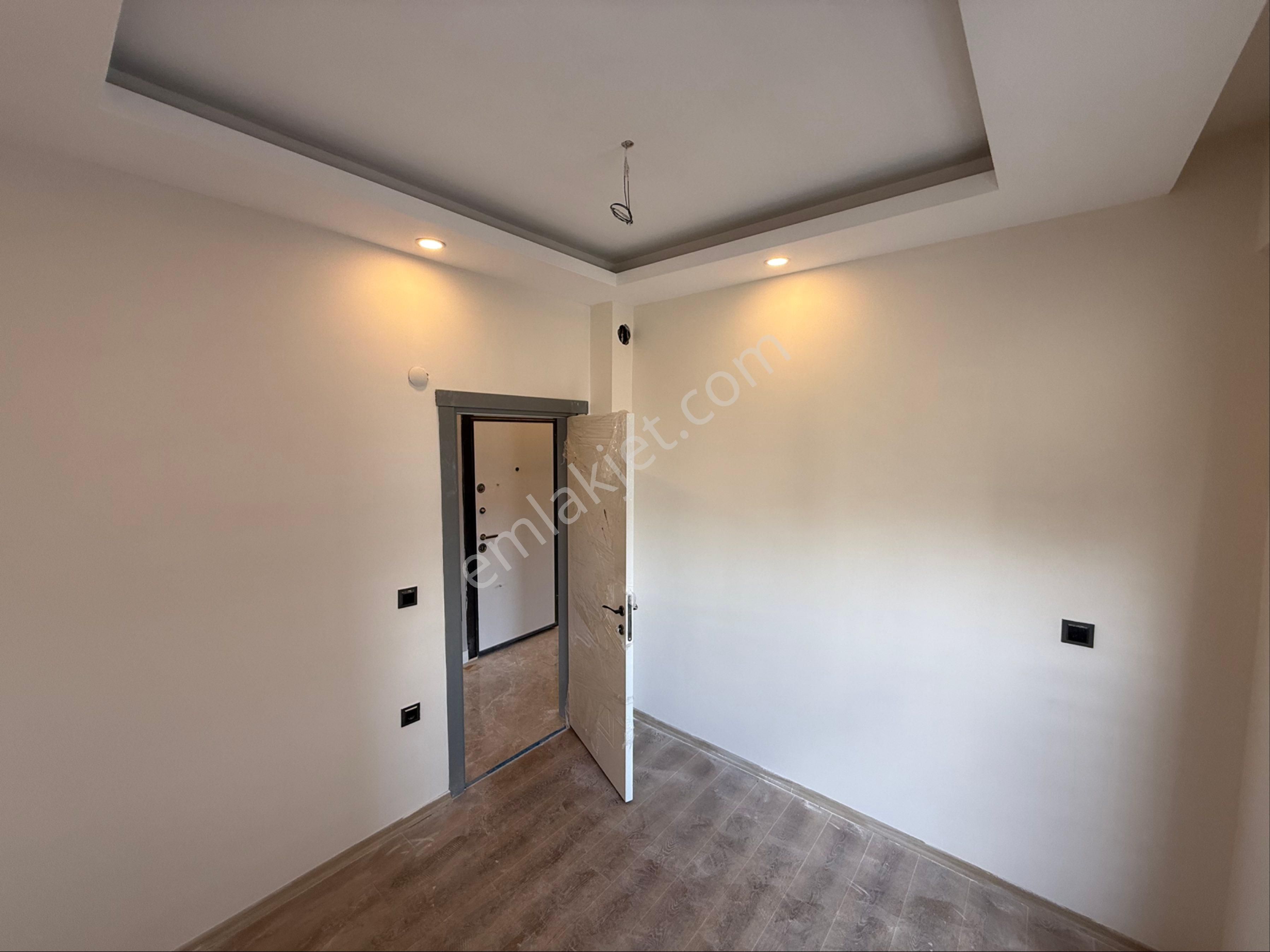 Havuzlu Sitede 3.kat 2+1 Sıfır Daire - Görsel 11