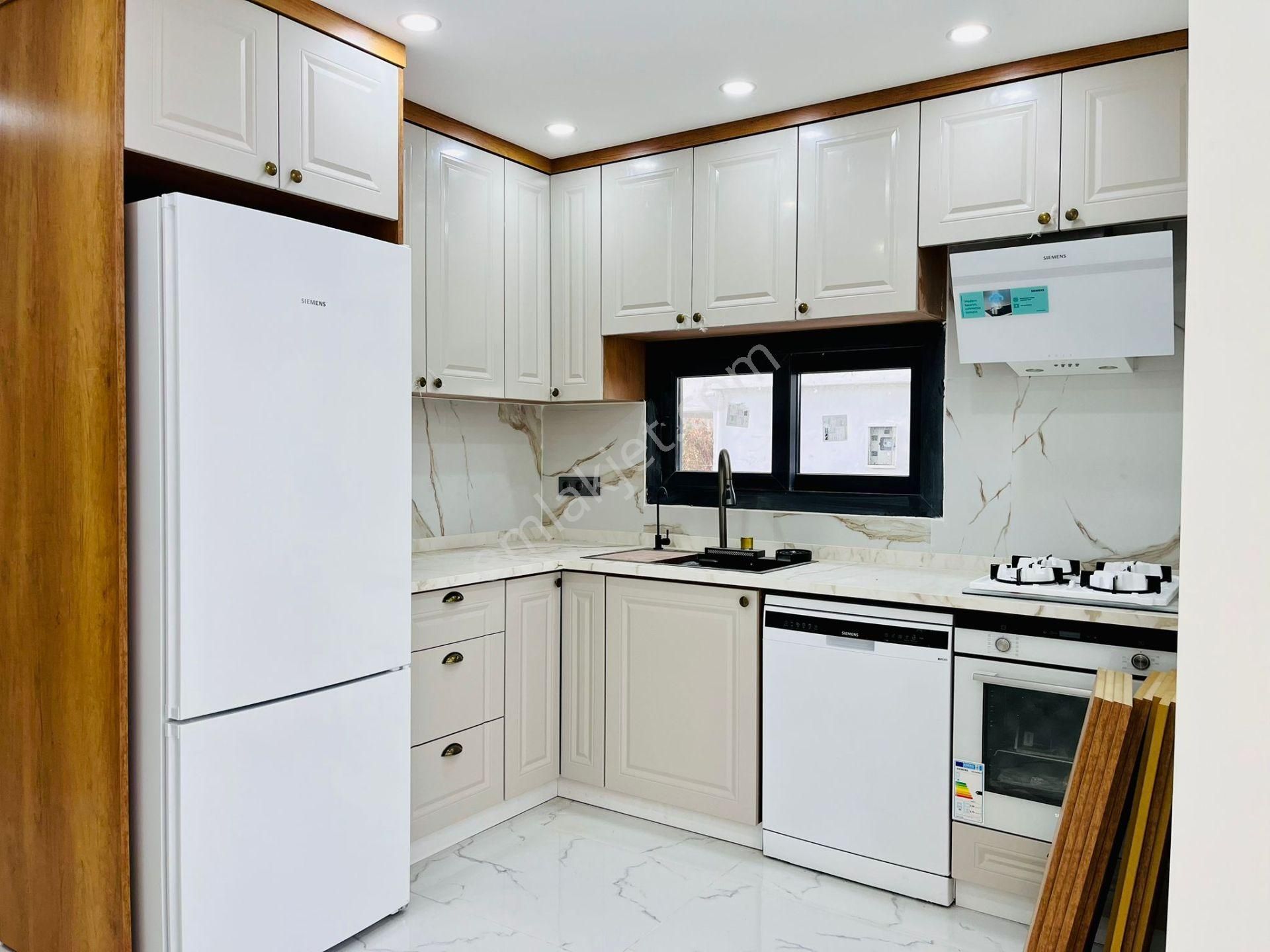 Yükselden Gürede Denize 50 Metre Ultra Lüx Tasarım 4+1 Villa - Görsel 2