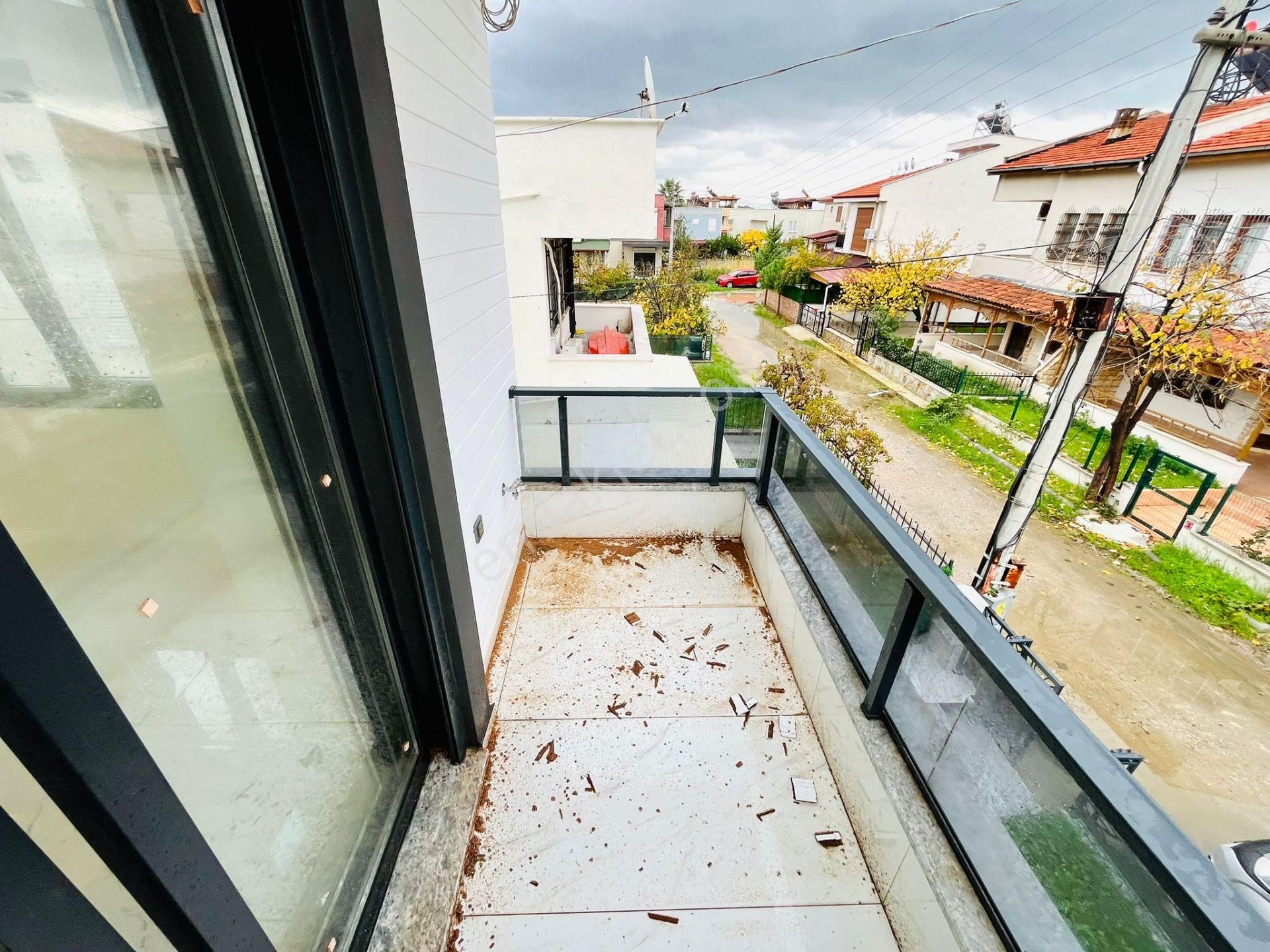 Yükselden Gürede Denize 50 Metre Ultra Lüx Tasarım 4+1 Villa - Görsel 24