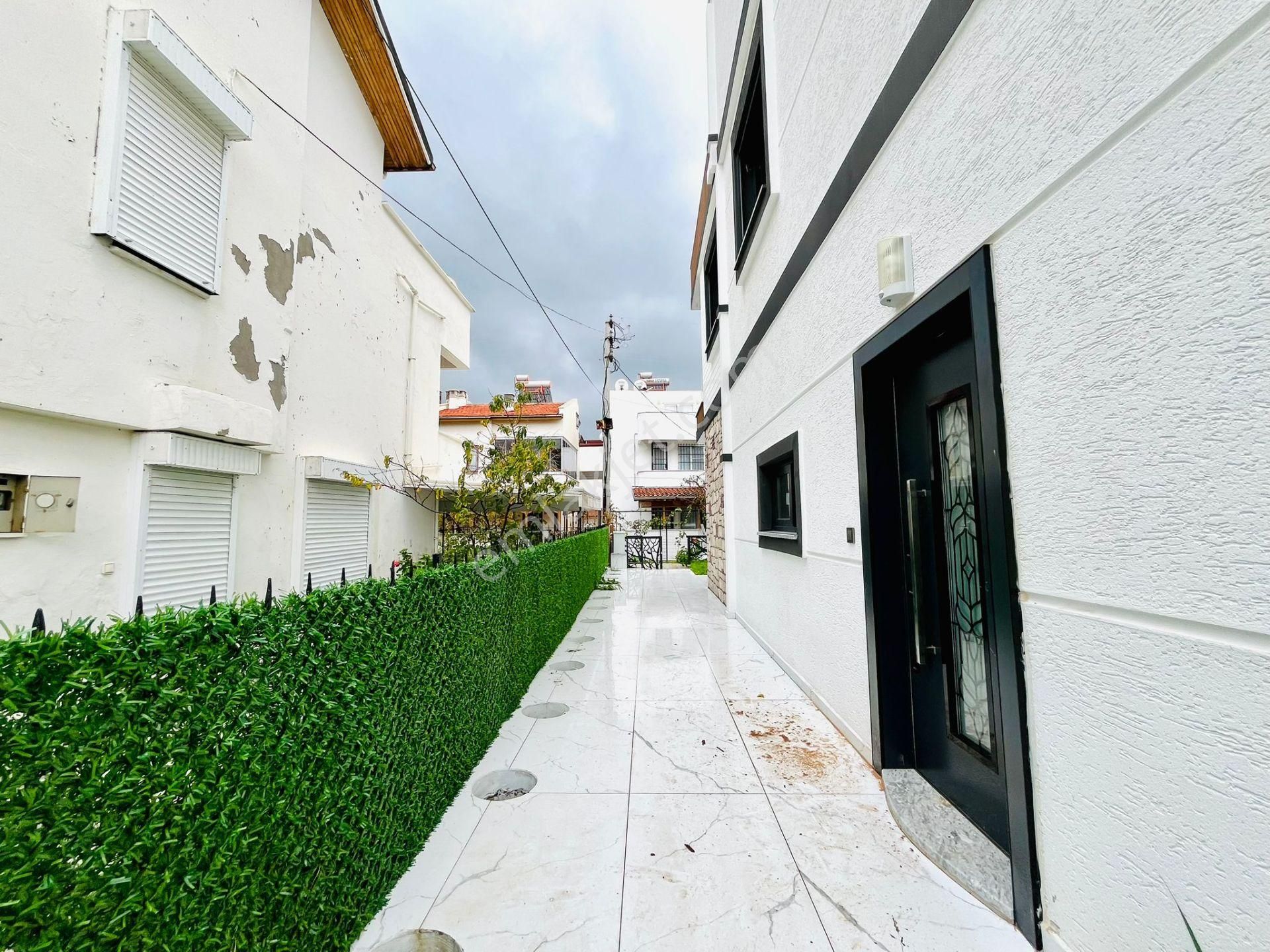 Yükselden Gürede Denize 50 Metre Ultra Lüx Tasarım 4+1 Villa - Görsel 8