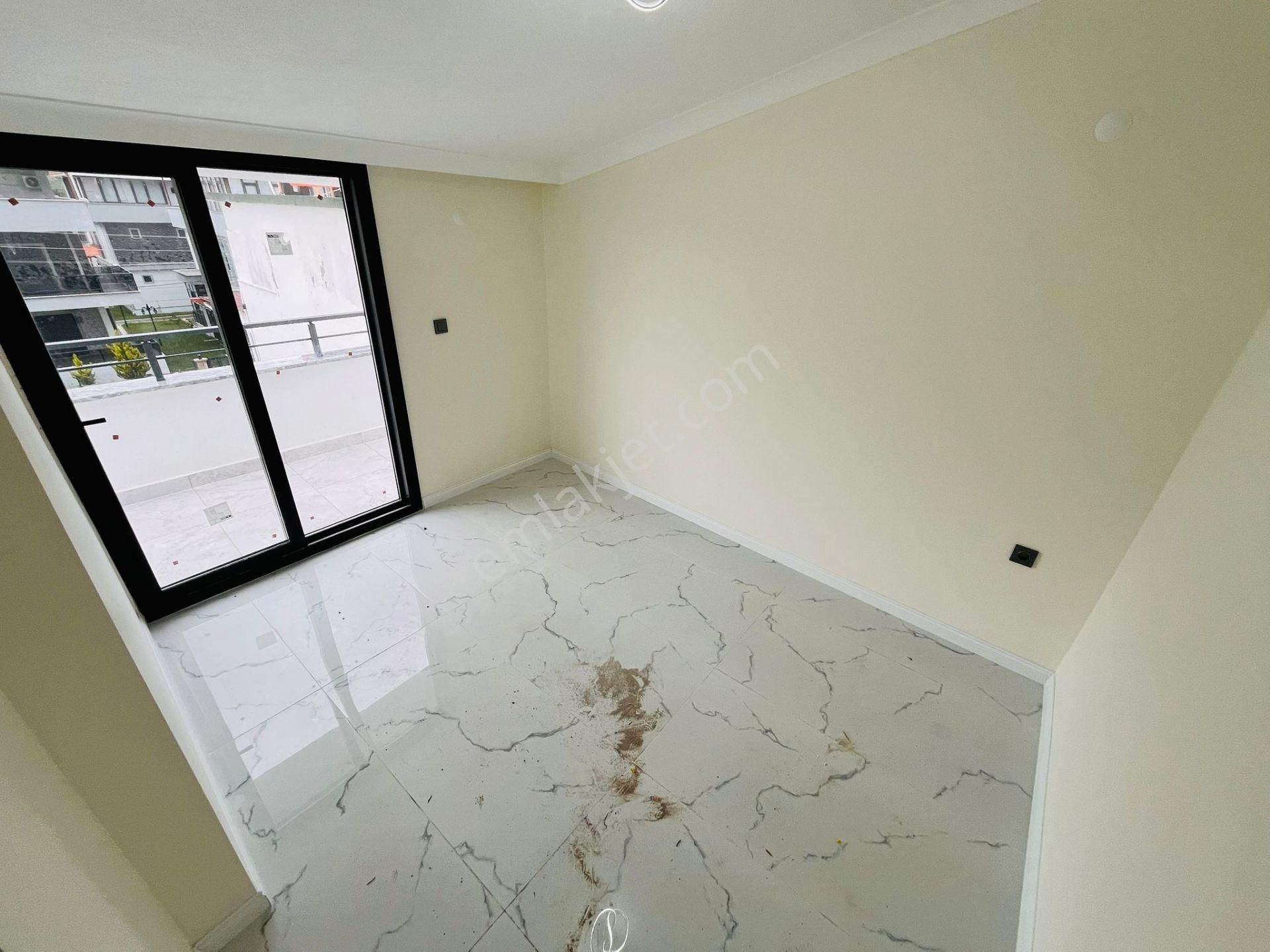 Yükselden Gürede Denize 50 Metre Ultra Lüx Tasarım 4+1 Villa - Görsel 25