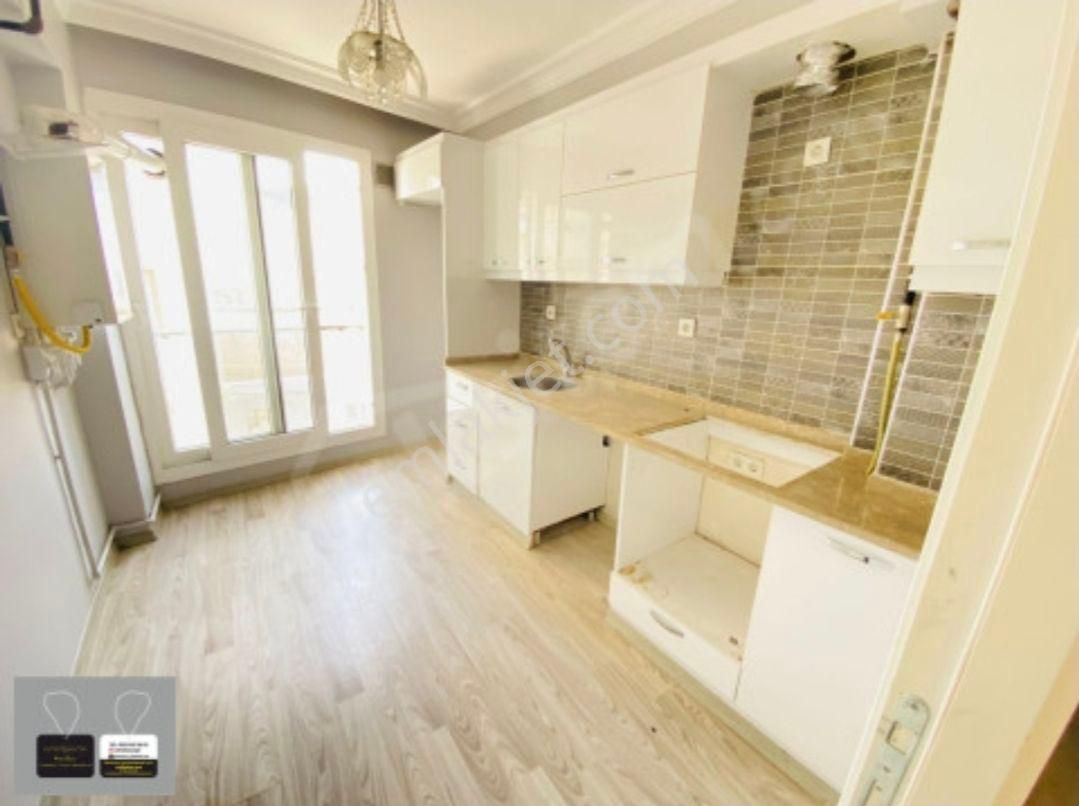 Buca Ufuk Mahallesi//yıkıkkemer Meydana Yakını//2+1//2.kat Sonkat//5yılık/kapalı Mutfaklı/daire - Görsel 3