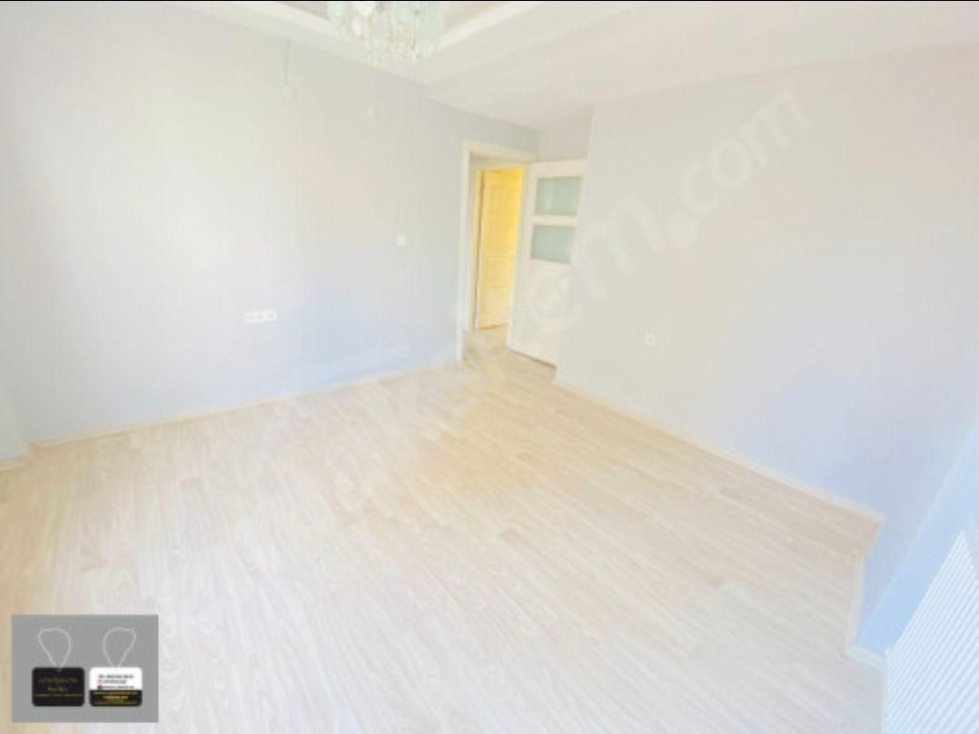 Buca Ufuk Mahallesi//yıkıkkemer Meydana Yakını//2+1//2.kat Sonkat//5yılık/kapalı Mutfaklı/daire - Görsel 6