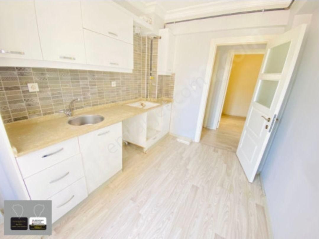 Buca Ufuk Mahallesi//yıkıkkemer Meydana Yakını//2+1//2.kat Sonkat//5yılık/kapalı Mutfaklı/daire - Görsel 2