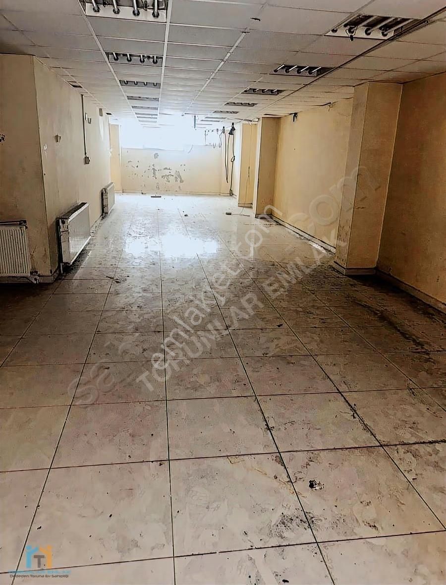 Torunlar Emlak'dan Merkezi Konum İskanlı Depolu Kiralık Dükkan - Görsel 4