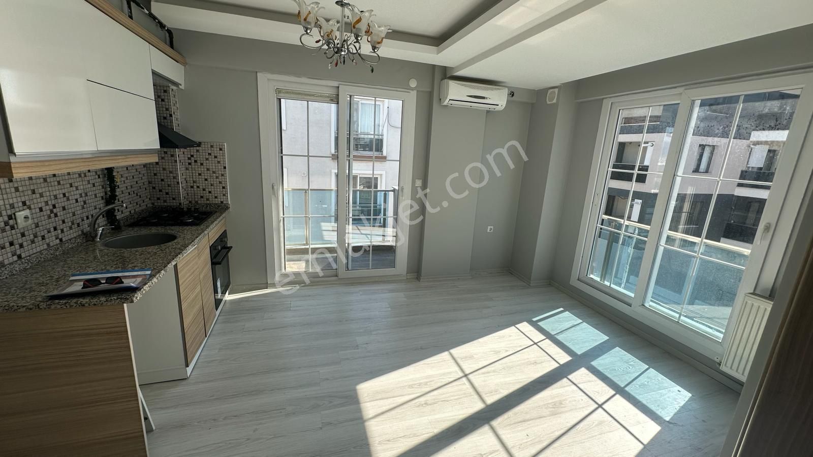 Seyrek Bakırçay Üniversitesi Yakını Hazır Kiracılı Satılık 1+1 Daire - Görsel 15