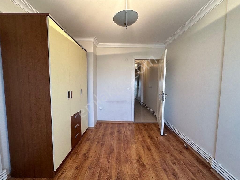 Karşıyaka Kiralık 3+1 Yalı Dairesi - Görsel 15