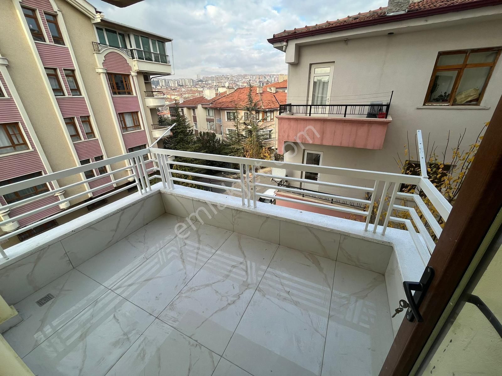 Köşk Mahallesi'nde Ultra Lüks Yapılı 3+1 Daire! - Görsel 13