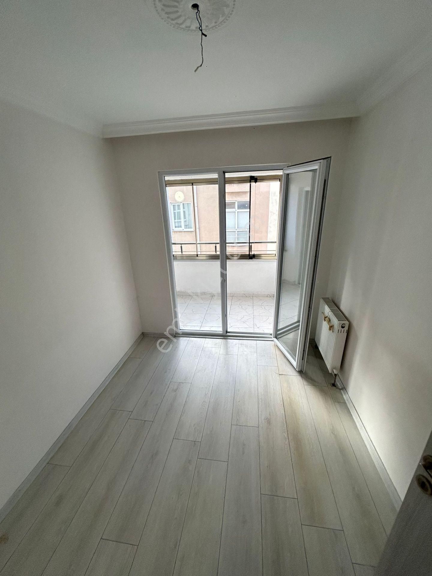 Kumyol Caddesi’nde Temiz, Bakımlı 2+1 Şeyh Sinan Mah - Görsel 9