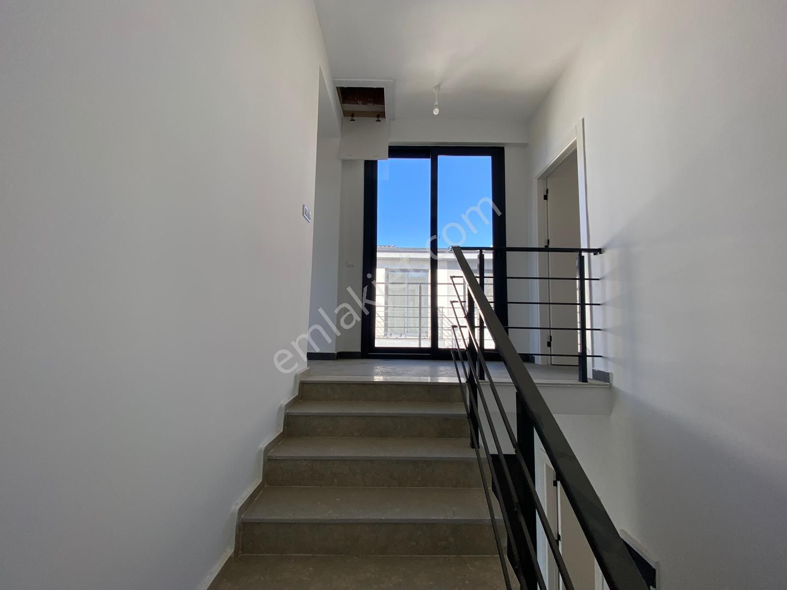 Didim Akbük'te Deniz Manzaralı Satılık Villa - Görsel 10