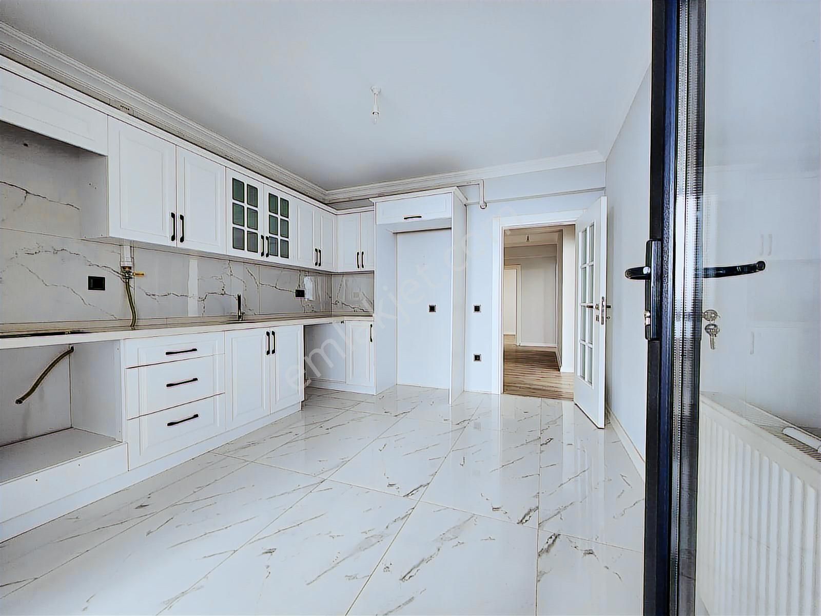 E&d Gyo'dan Pelitli Yeşilköy'de Kiralık 3+1 Manzaralı Daire - Görsel 22