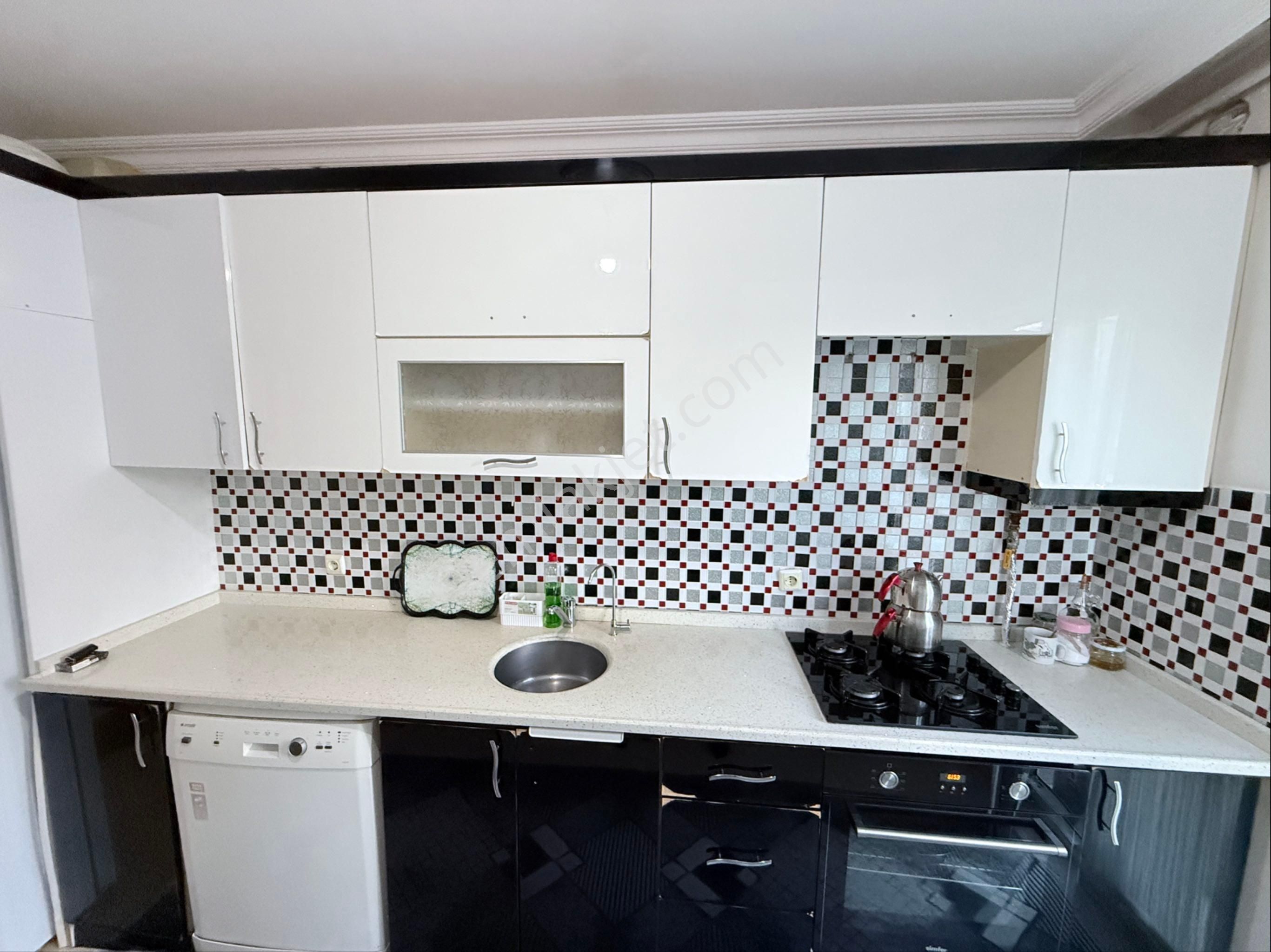 Sefaköy İnönü Mahallesi Satılık 3 + 1 Site İçi - Görsel 15