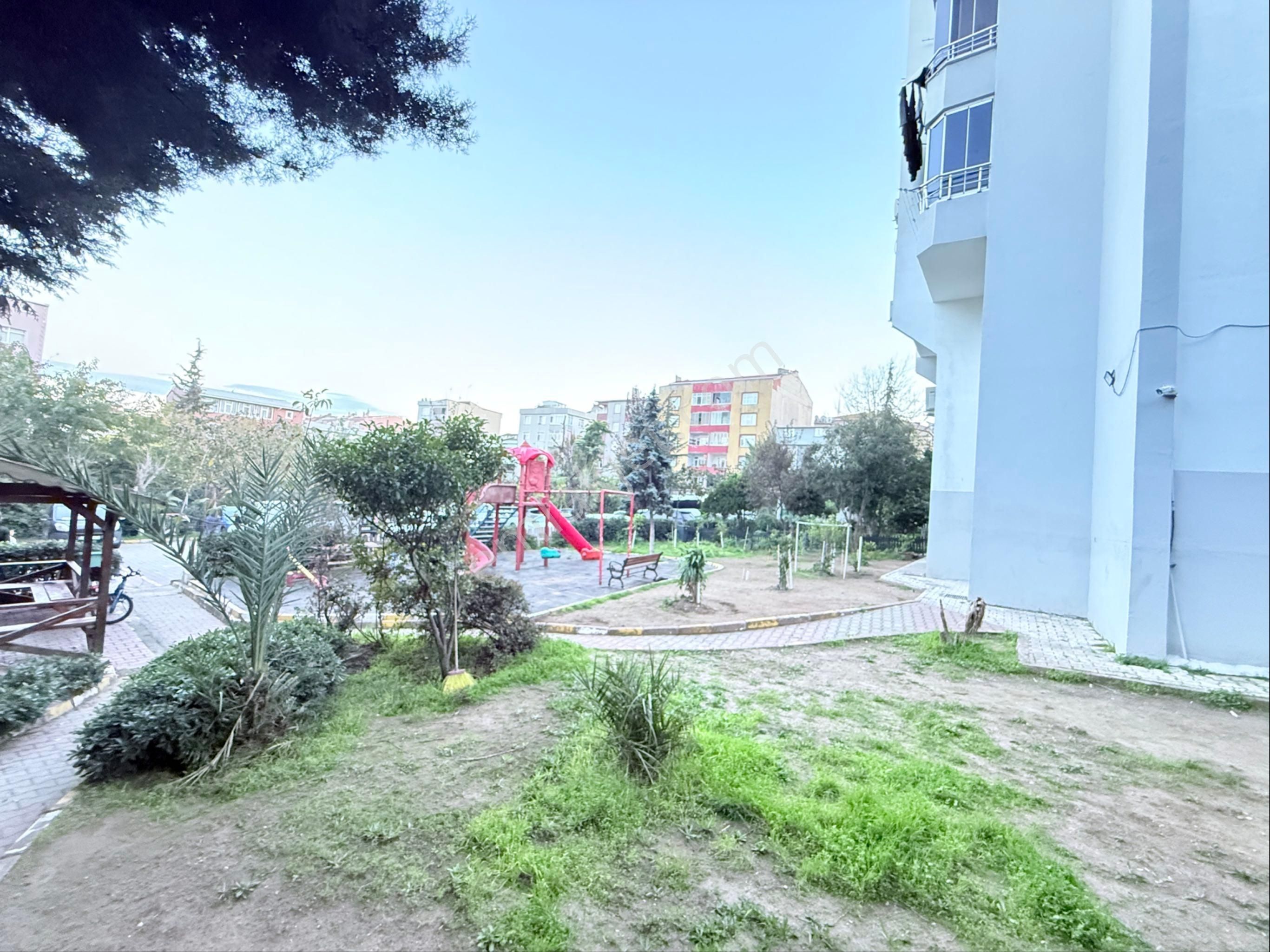 Sefaköy İnönü Mahallesi Satılık 3 + 1 Site İçi - Görsel 13